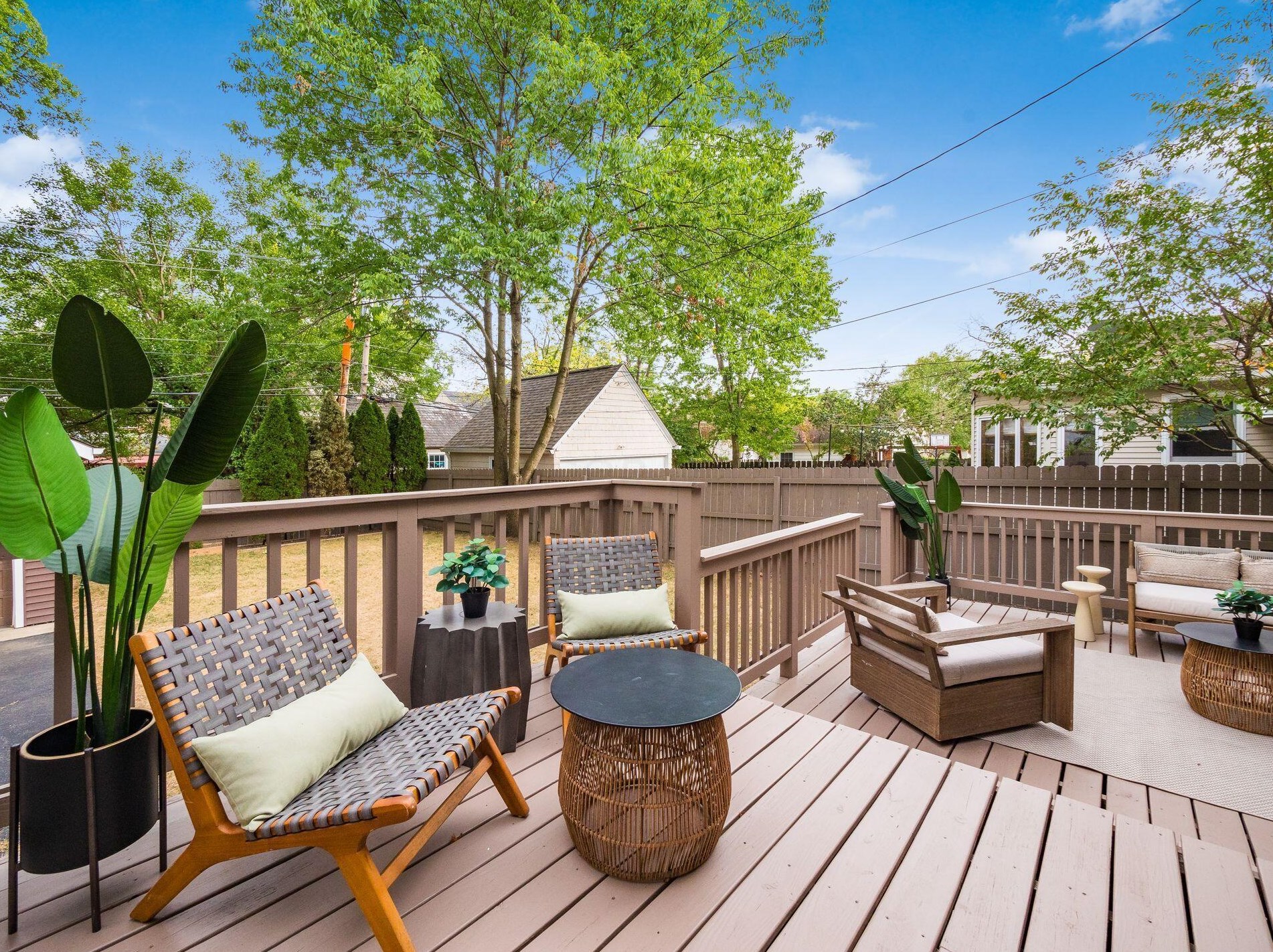 46 Remington Rd, Columbus OH 43209-2458 exterior