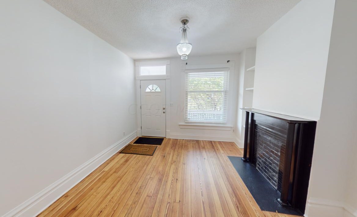 462 W 3rd Ave, Columbus, OH 43201