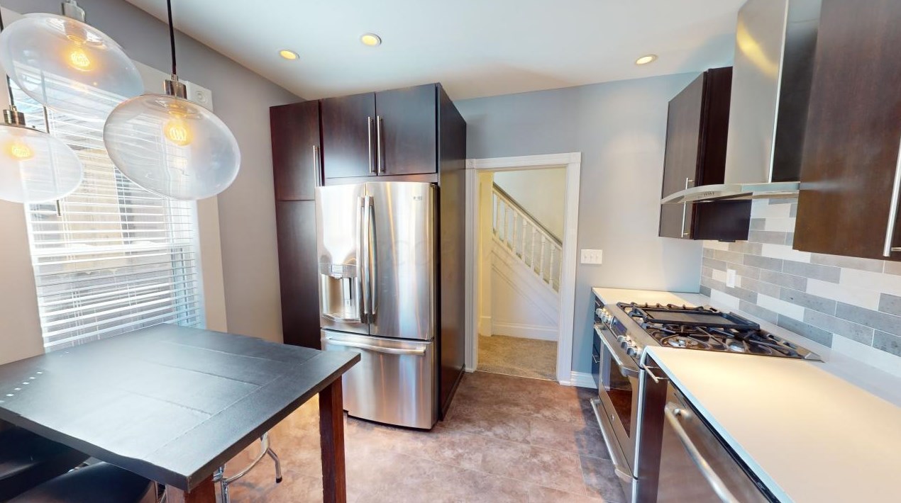 462 3rd Ave, Columbus OH  43201-3362 exterior