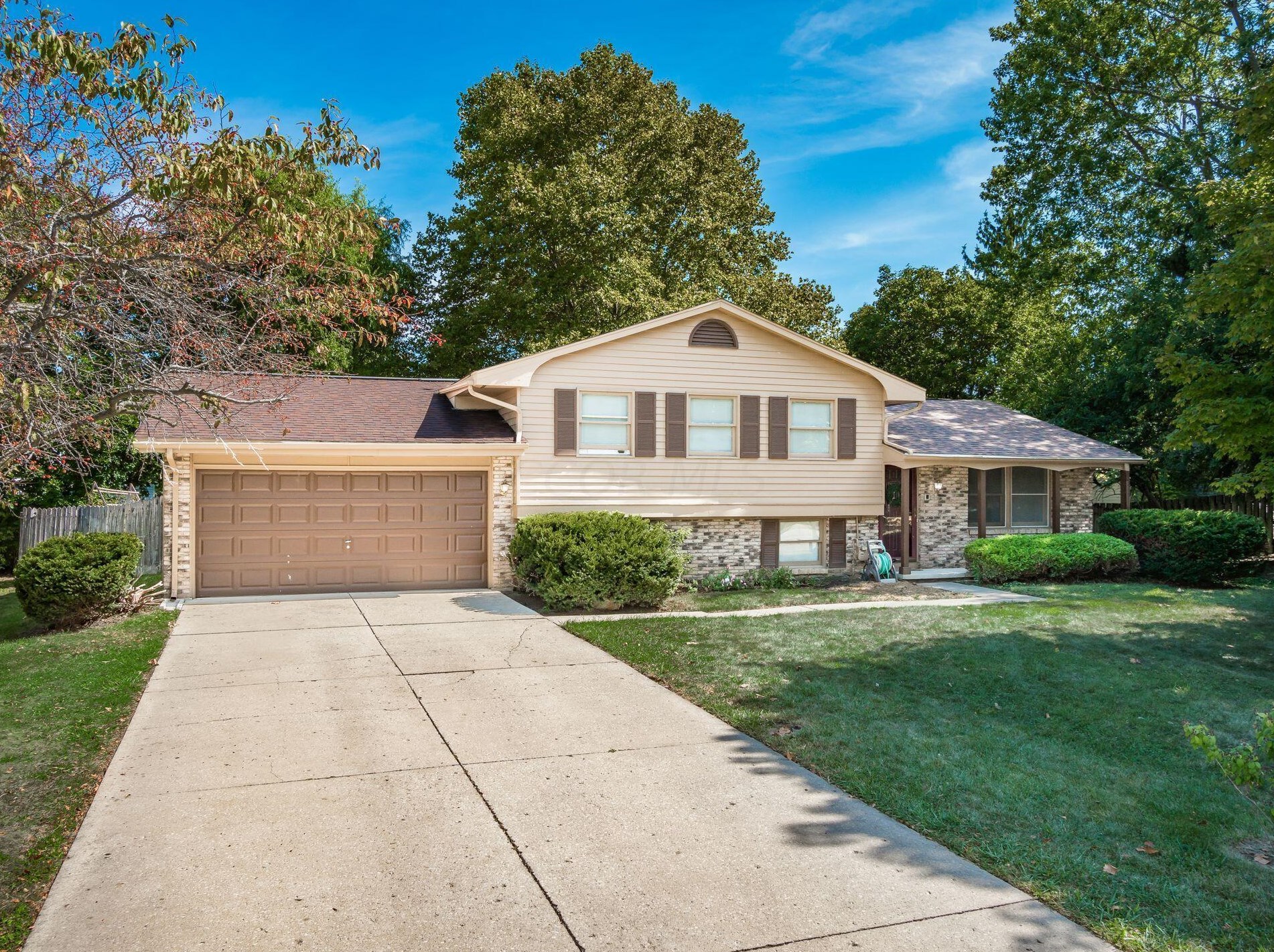 820 Loire Valley Dr, Marion, OH 43302-6740