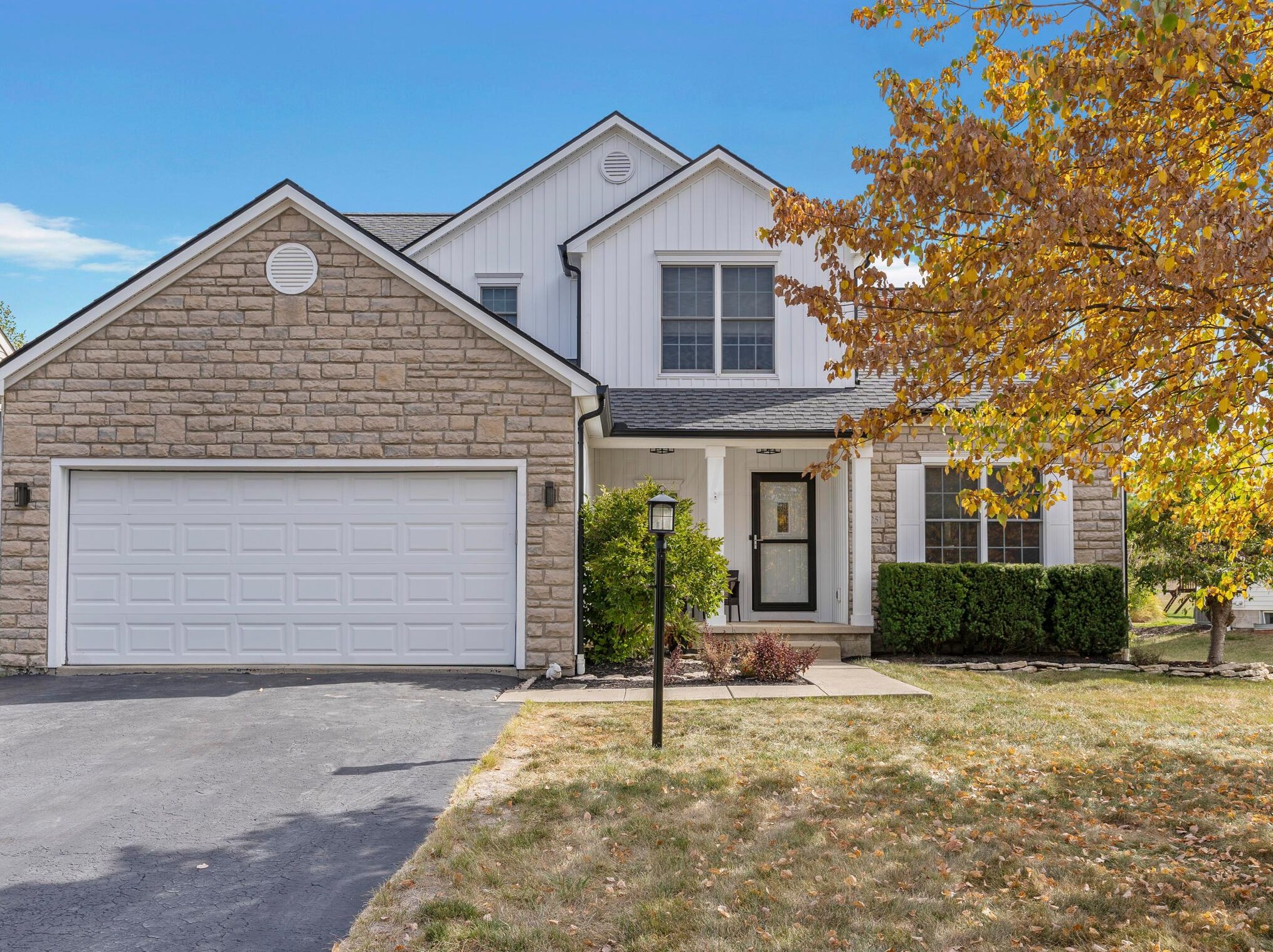 3251 Royal Dornoch Cir, Delaware, OH 43015