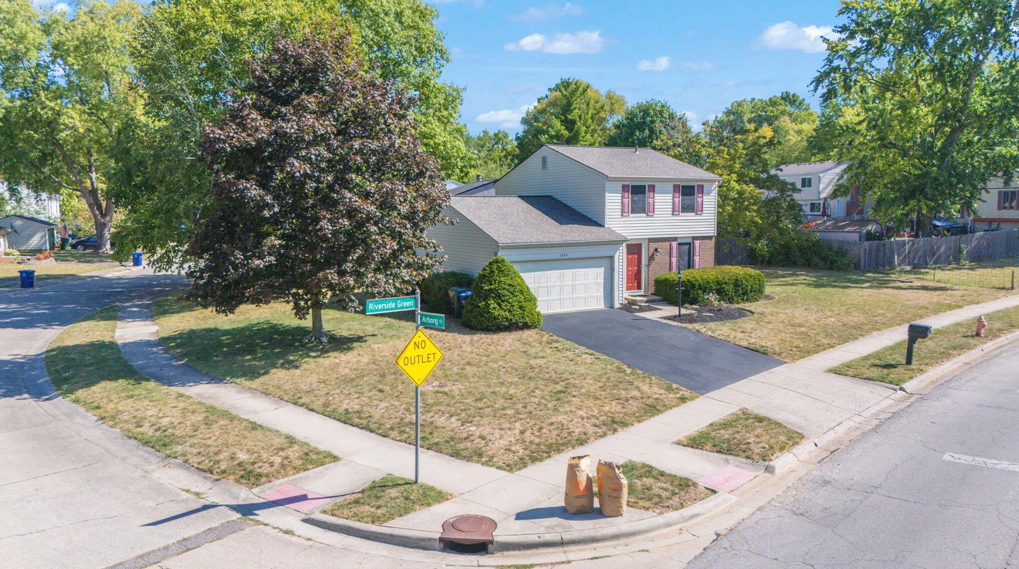 3304 Riverside Green Dr, Dublin, OH 43017