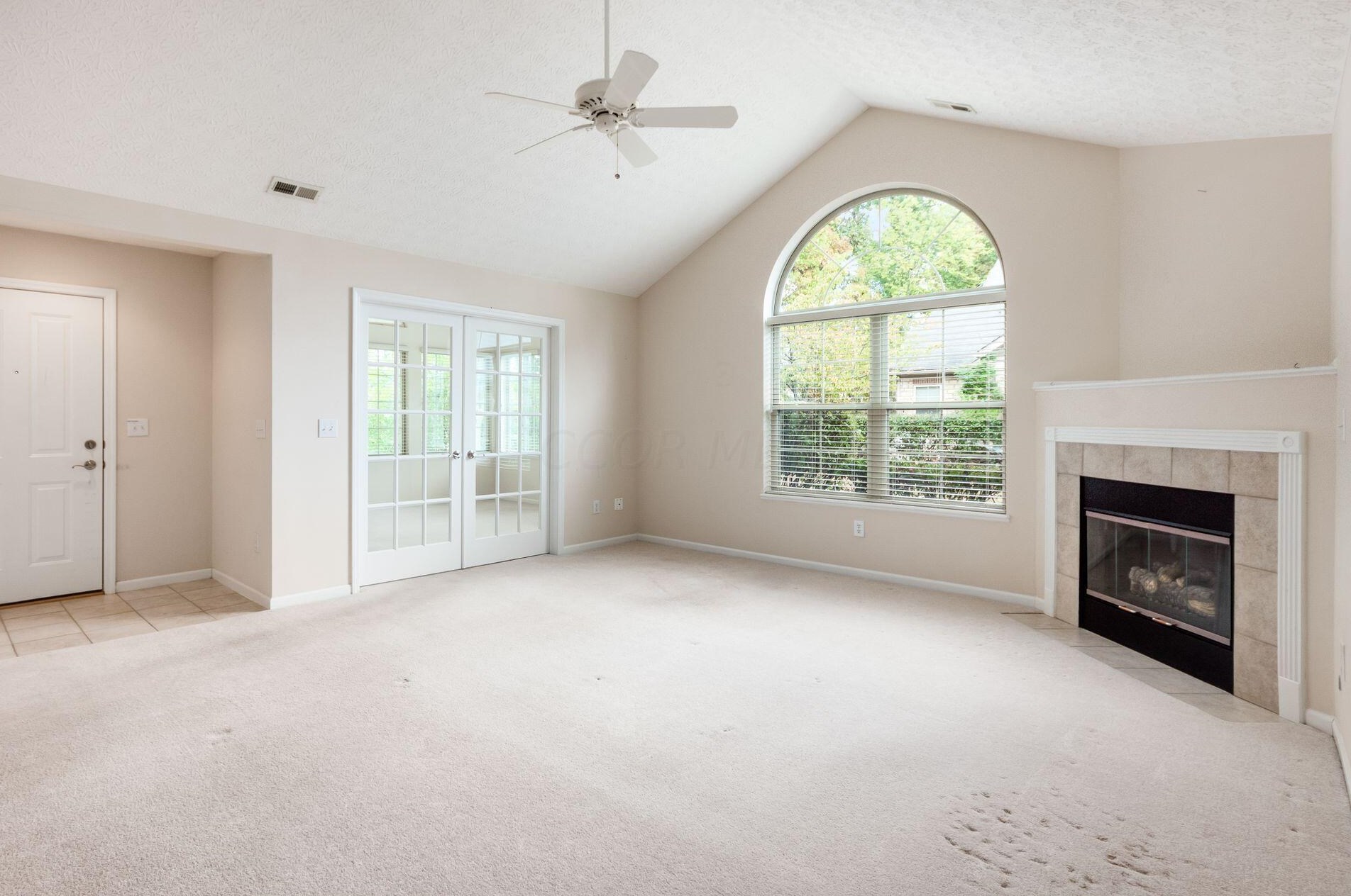 689 Old Dover Rd, Westerville, OH 43082