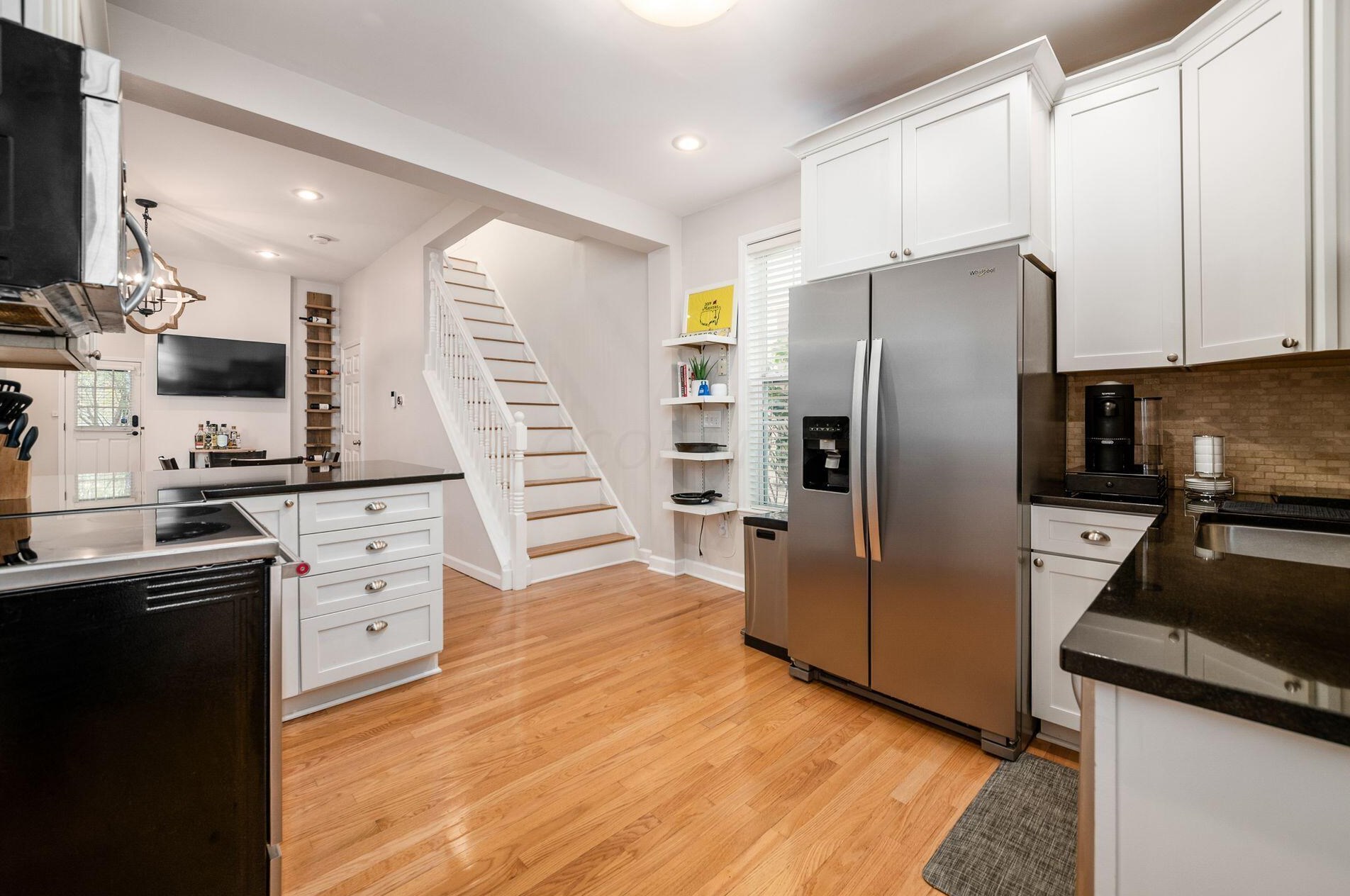 456 1st Ave, Columbus OH 43201-3356 exterior