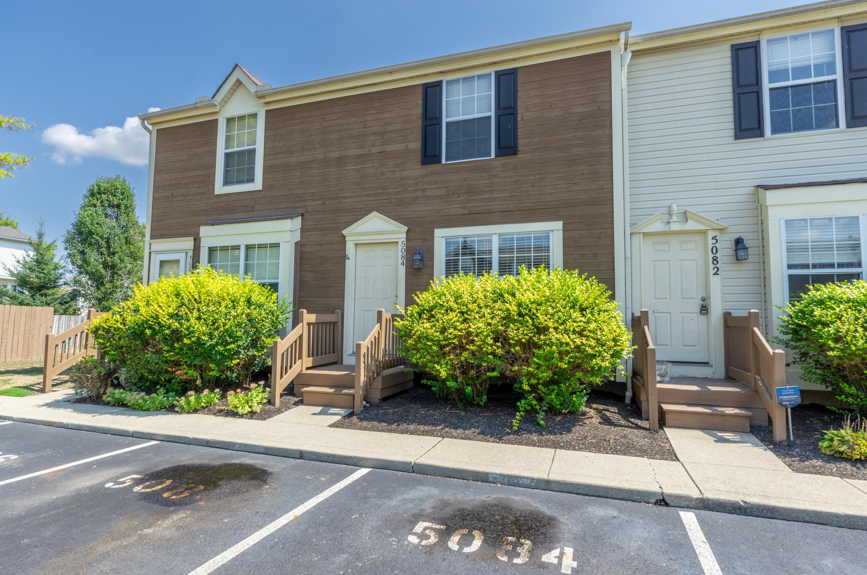 5084 Stoneybrook Blvd #2b, Hilliard, OH 43026