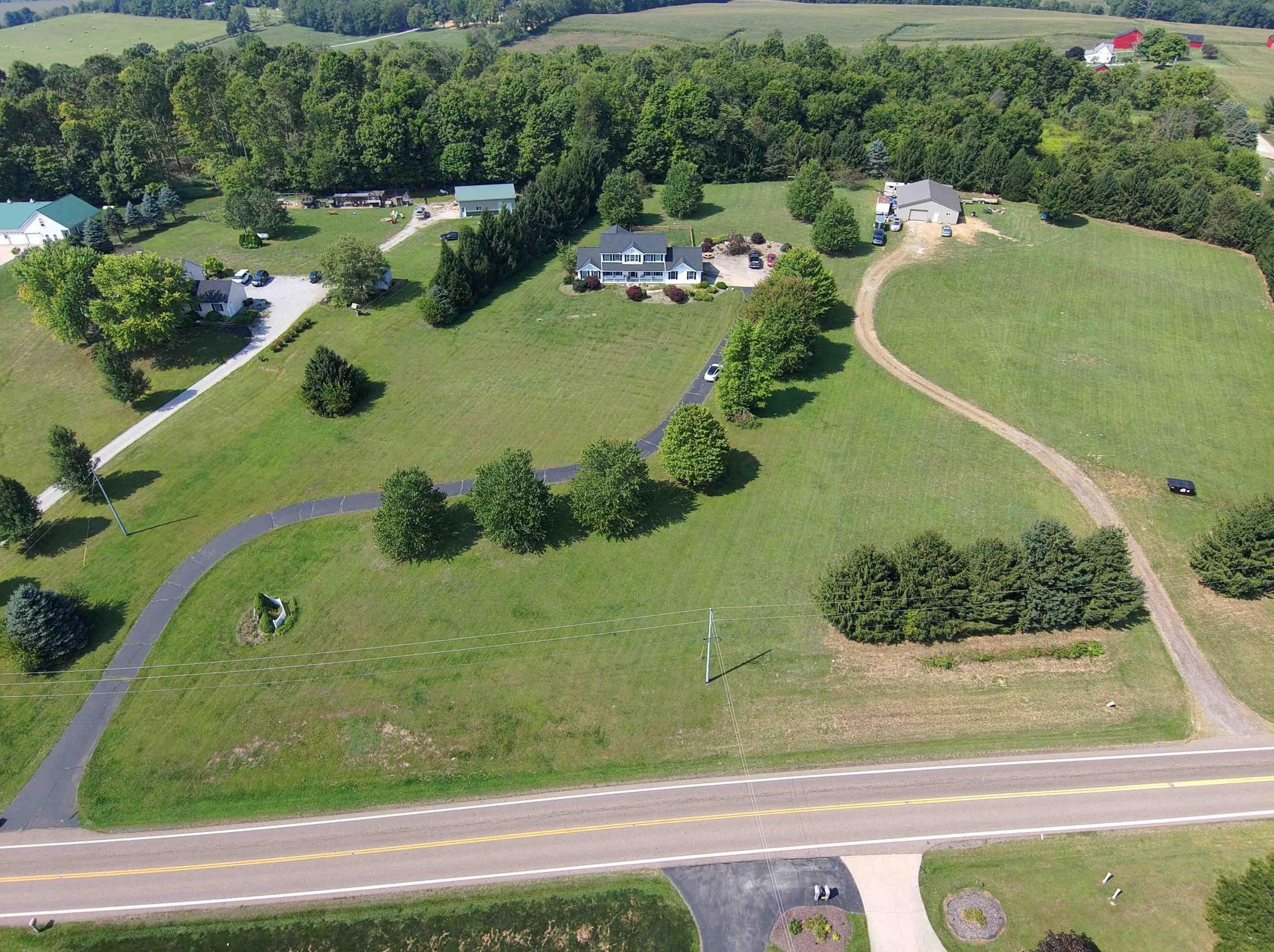 6301 Martinsburg Rd, Mount Vernon, OH 43050-9539