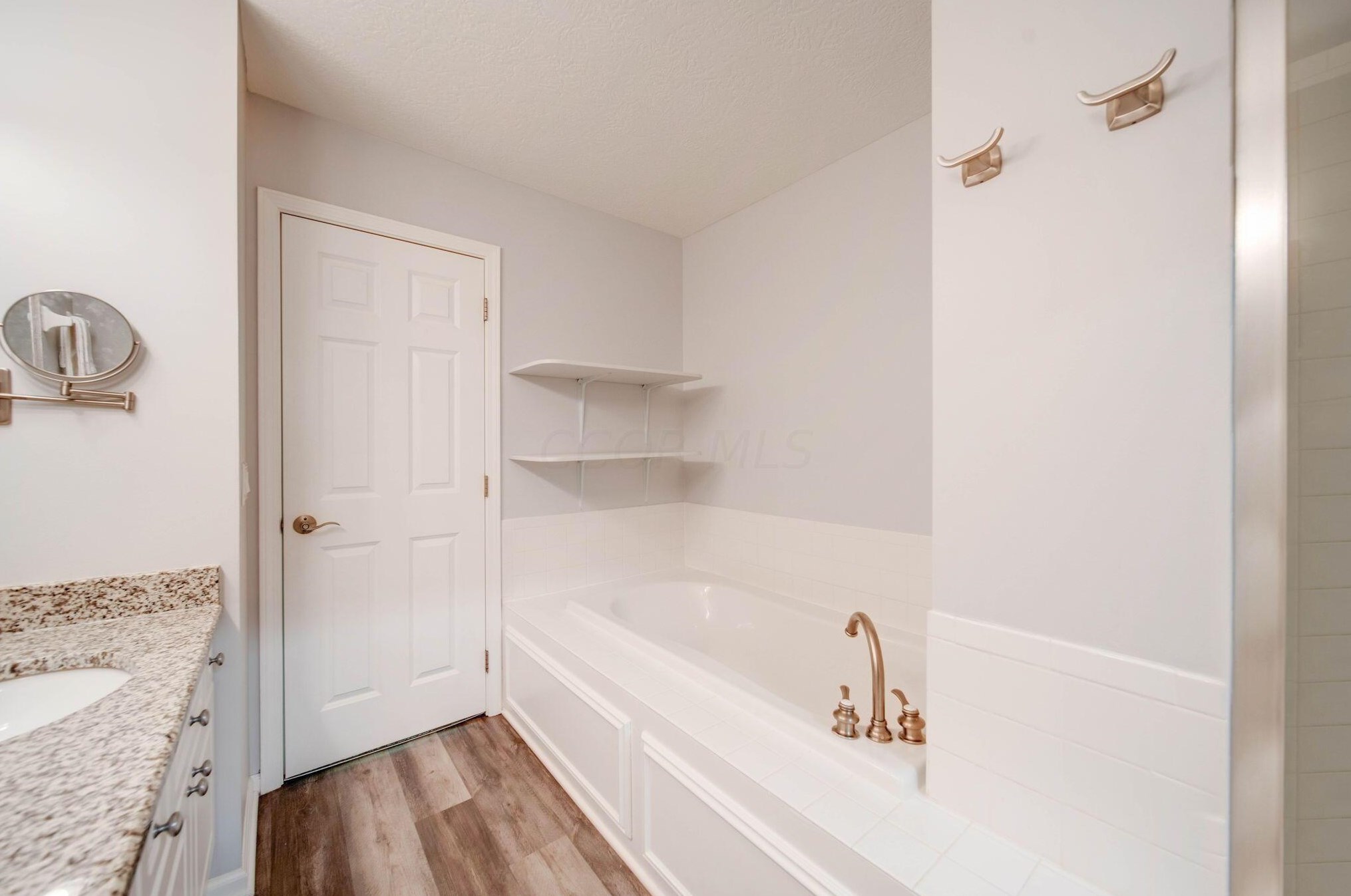 1187 Sanctuary Pl, Columbus OH 43230-8491 exterior