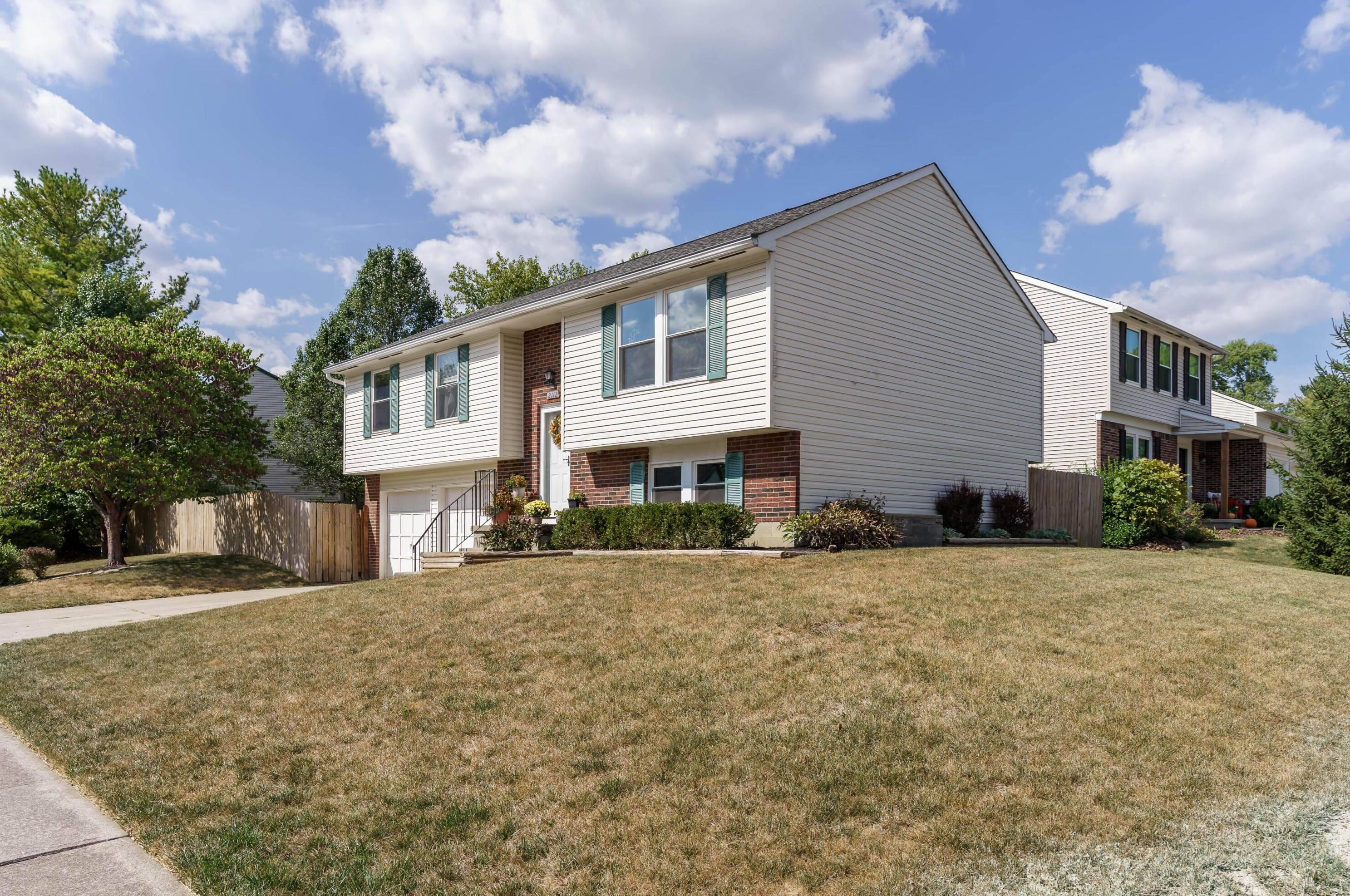 2112 Smokymill Rd, Dublin, OH 43016