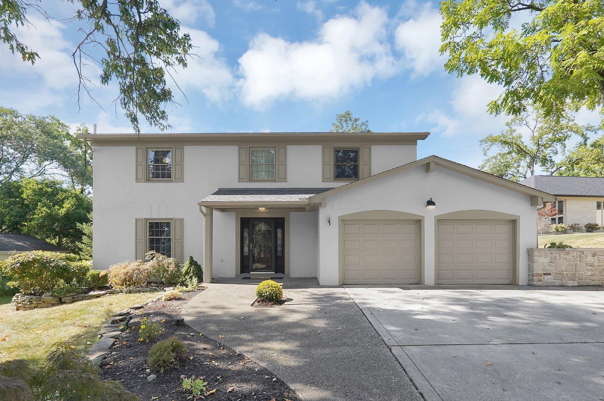 1340 Clubview Blvd, Columbus OH  43235-1273 exterior