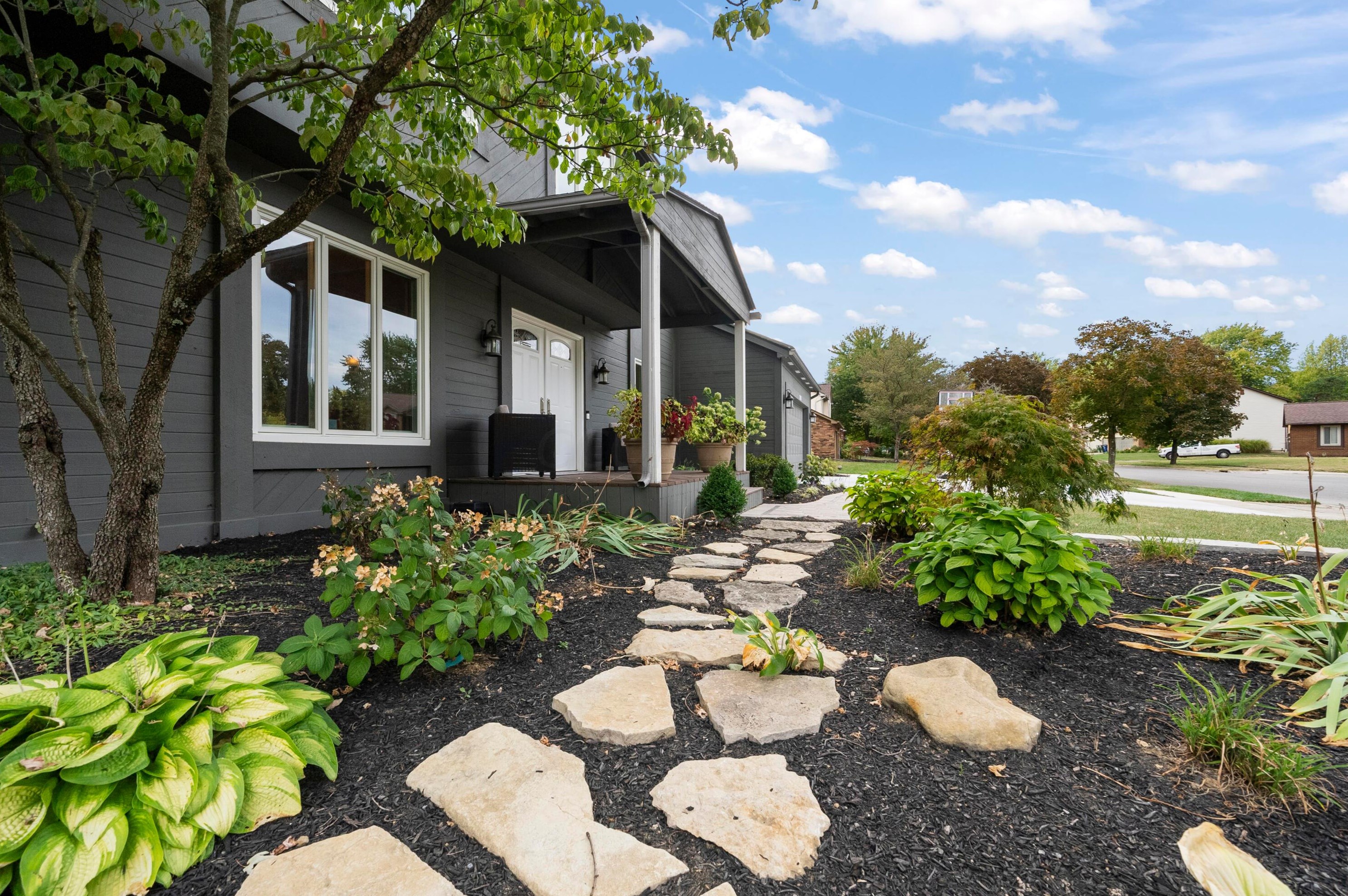2165 Olde Sawmill Blvd, Dublin, OH 43016