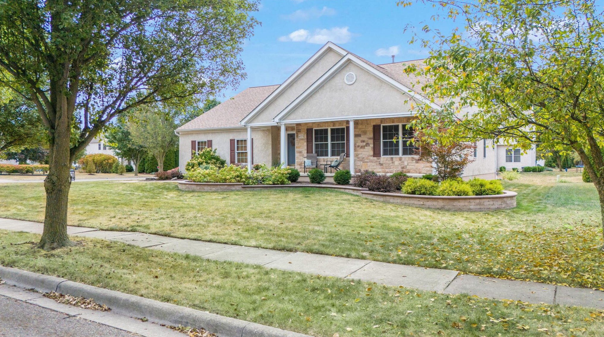 6323 Carriann Ct, Hilliard, OH 43026