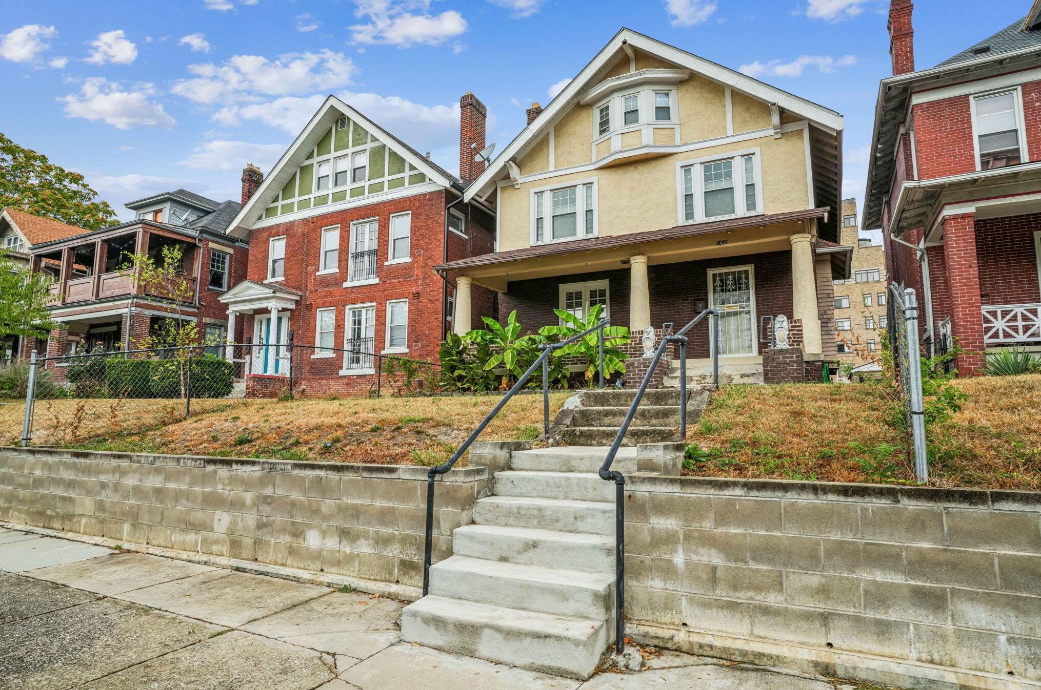 1430 Madison Ave, Columbus OH 43205-1536 exterior