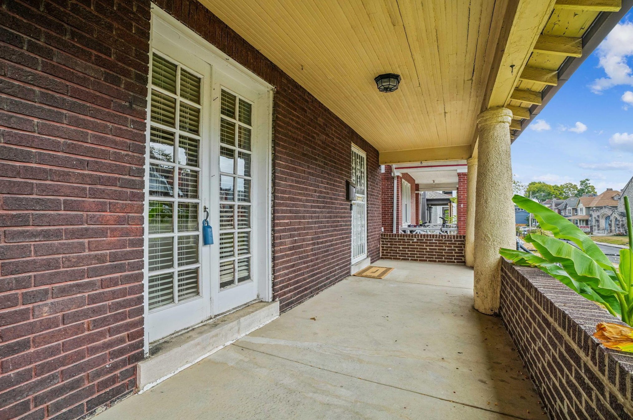 1430 Madison Ave, Columbus OH 43205-1536 exterior