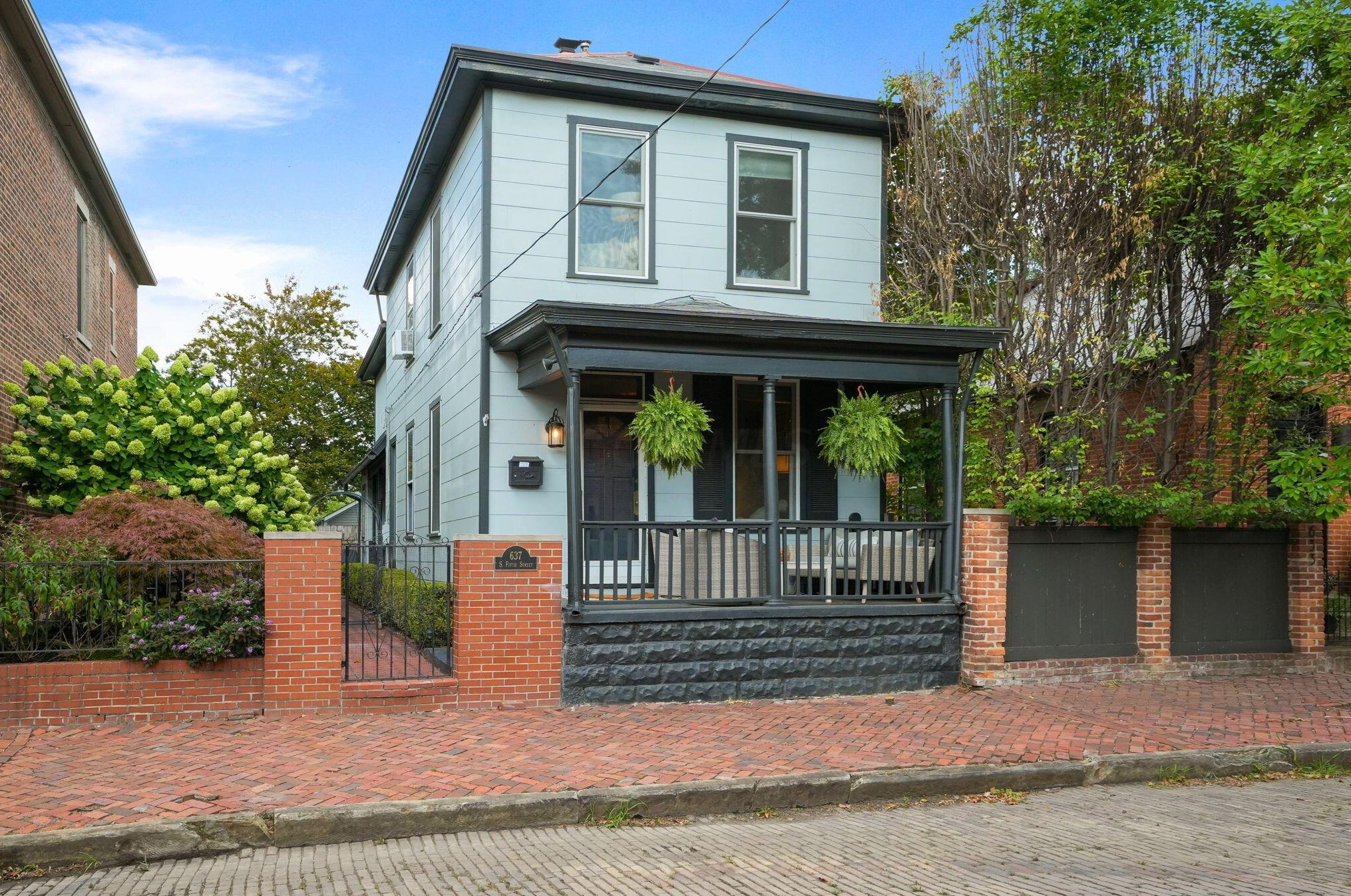 637 5th St, Columbus OH  43206-1268 exterior