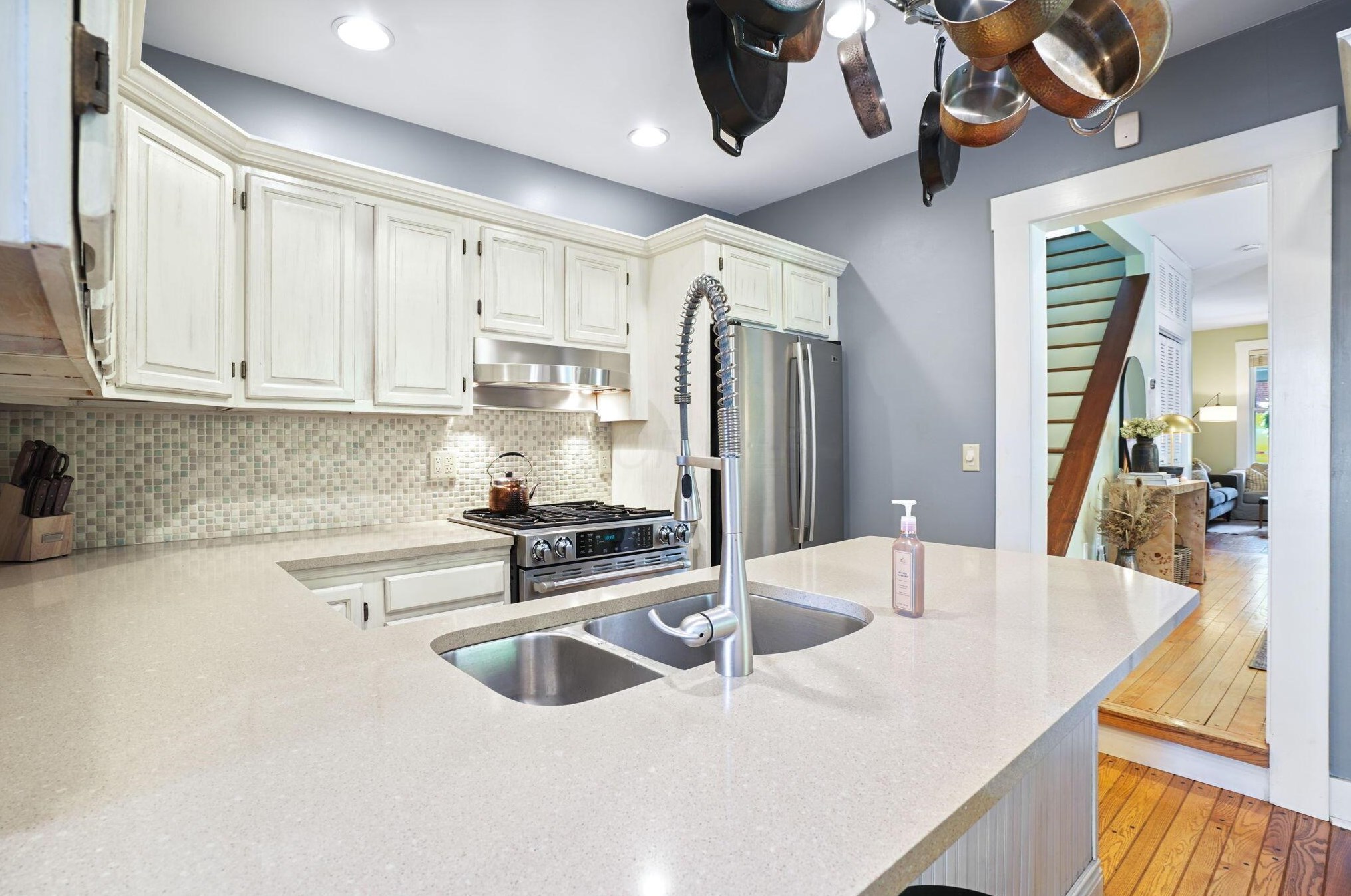 637 5th St, Columbus OH  43206-1268 exterior