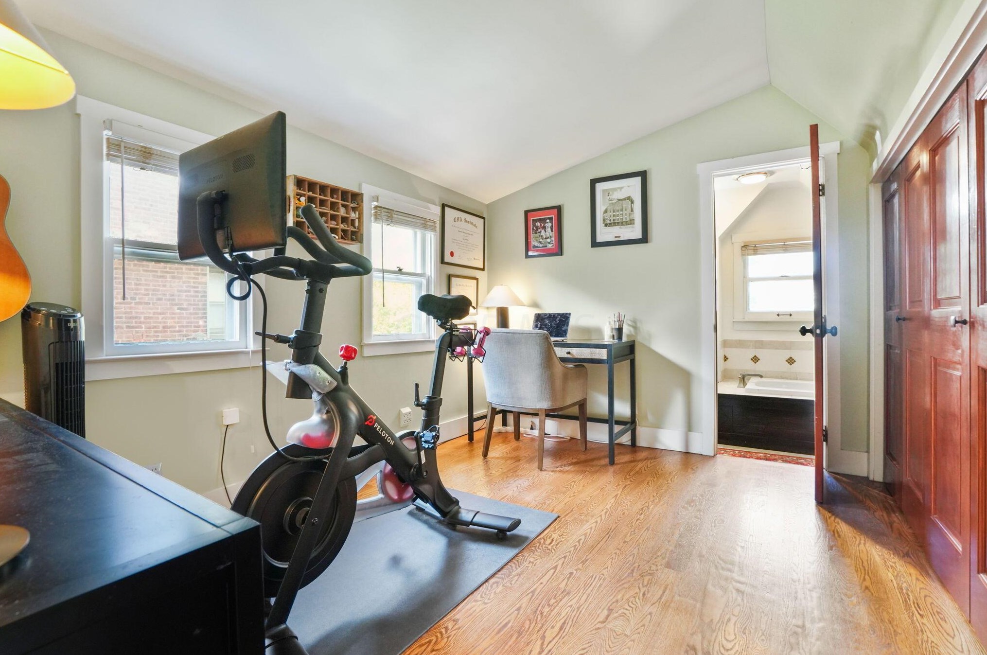 637 5th St, Columbus OH  43206-1268 exterior