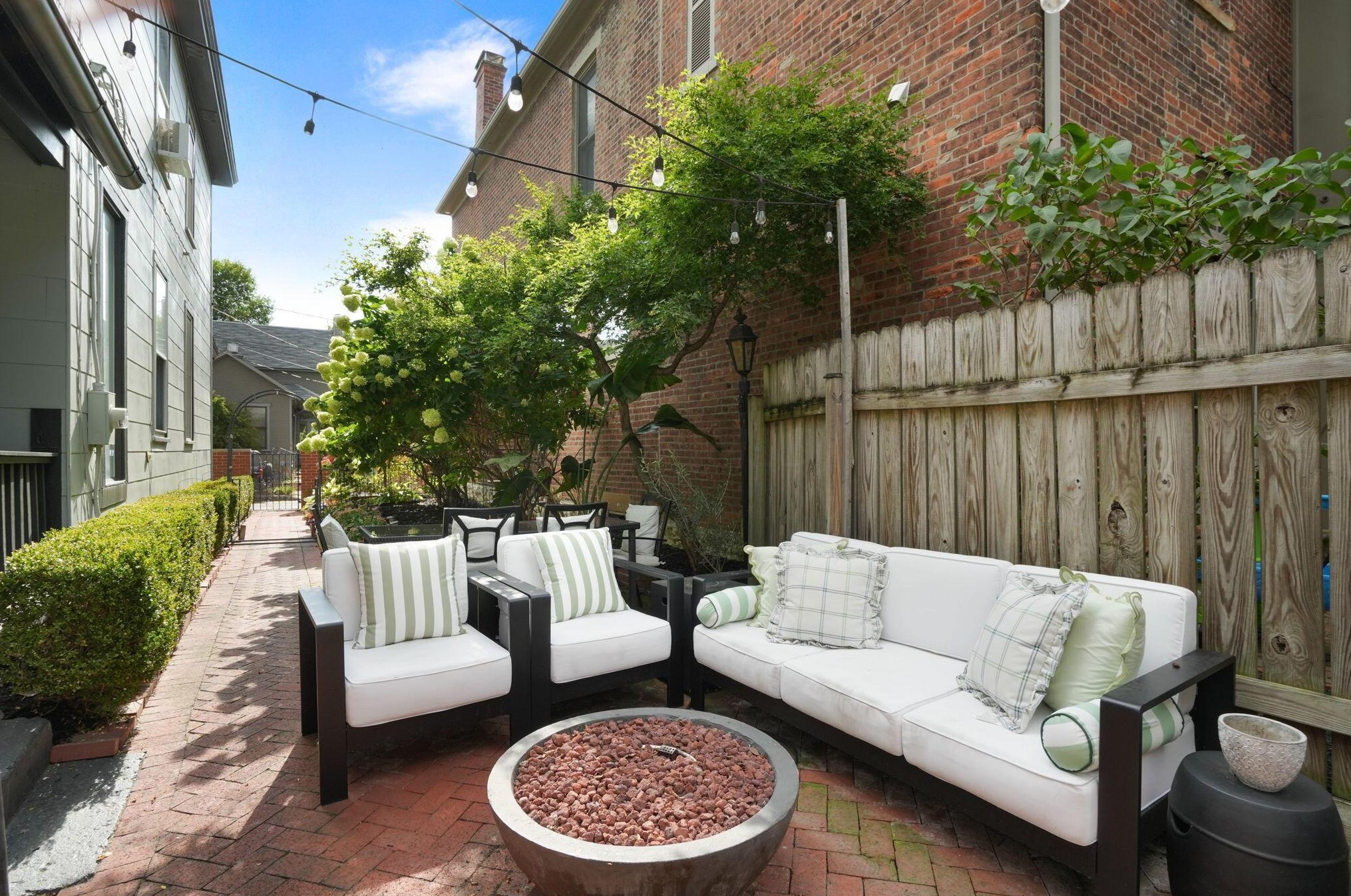 637 5th St, Columbus OH  43206-1268 exterior