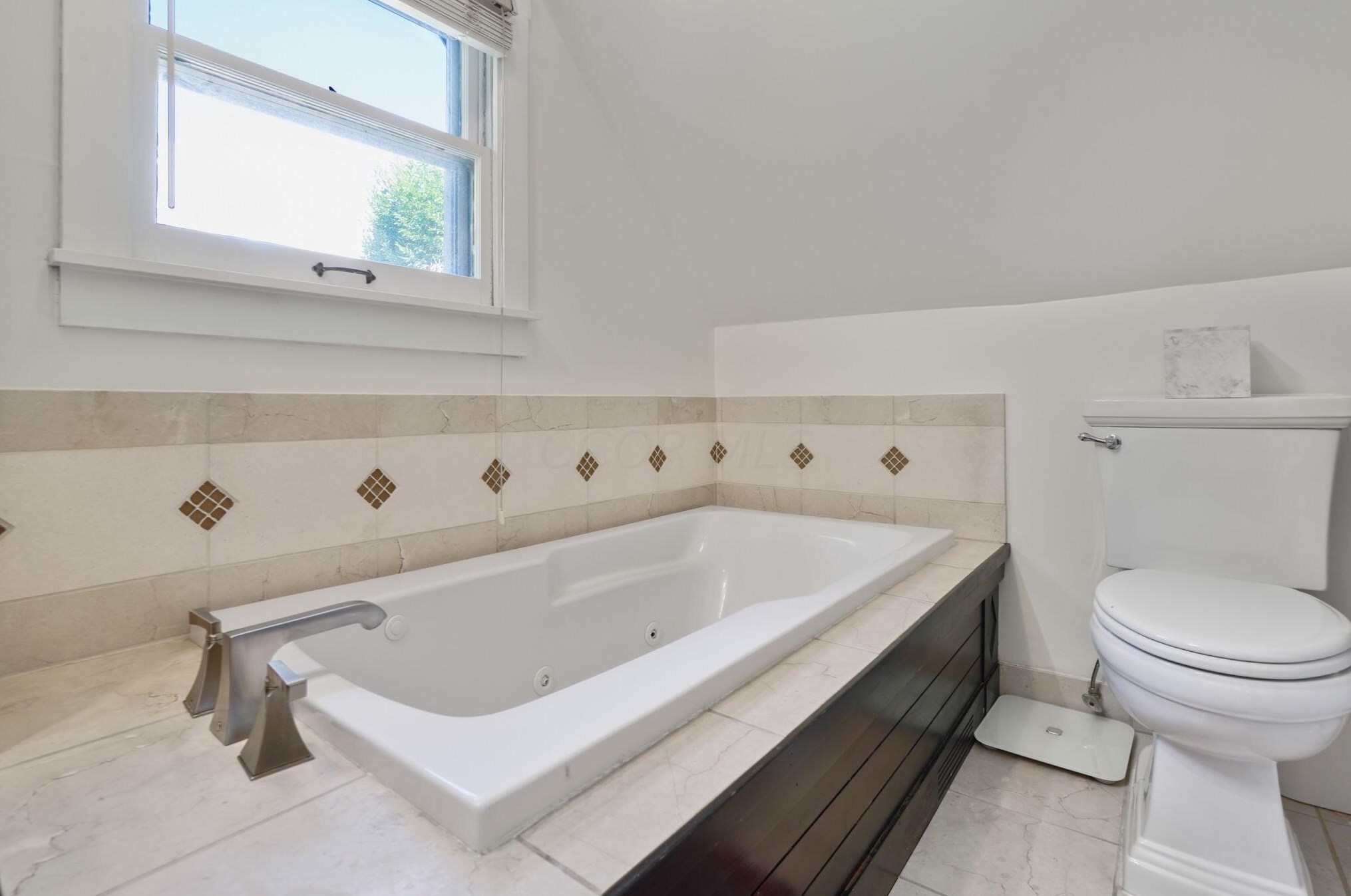 637 5th St, Columbus OH  43206-1268 exterior