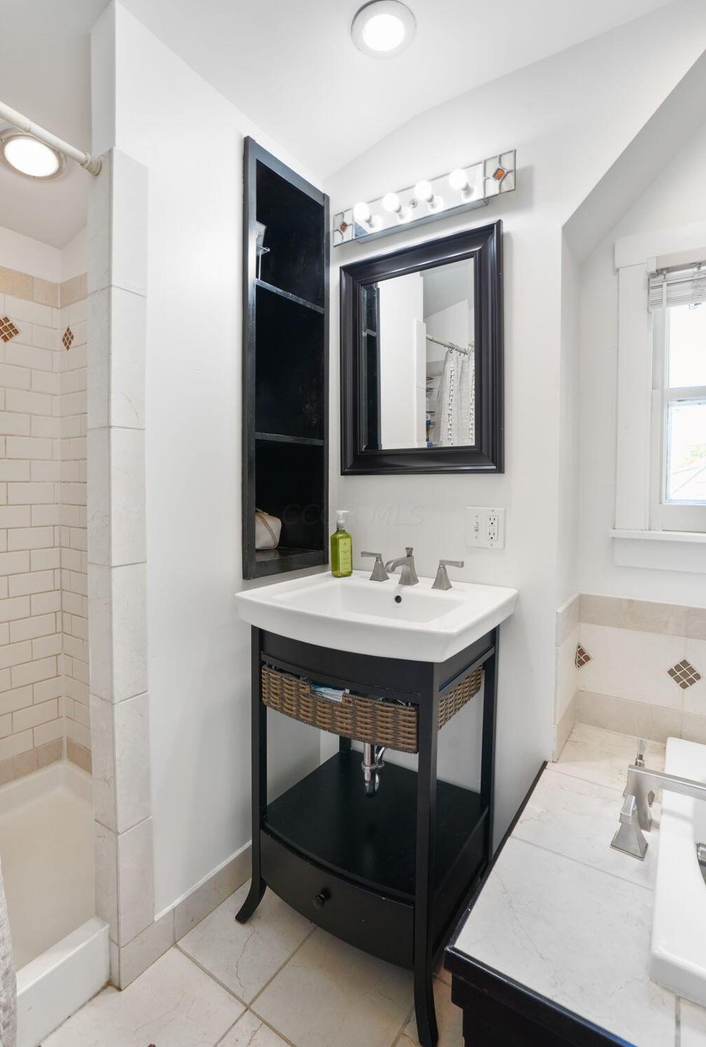 637 5th St, Columbus OH  43206-1268 exterior