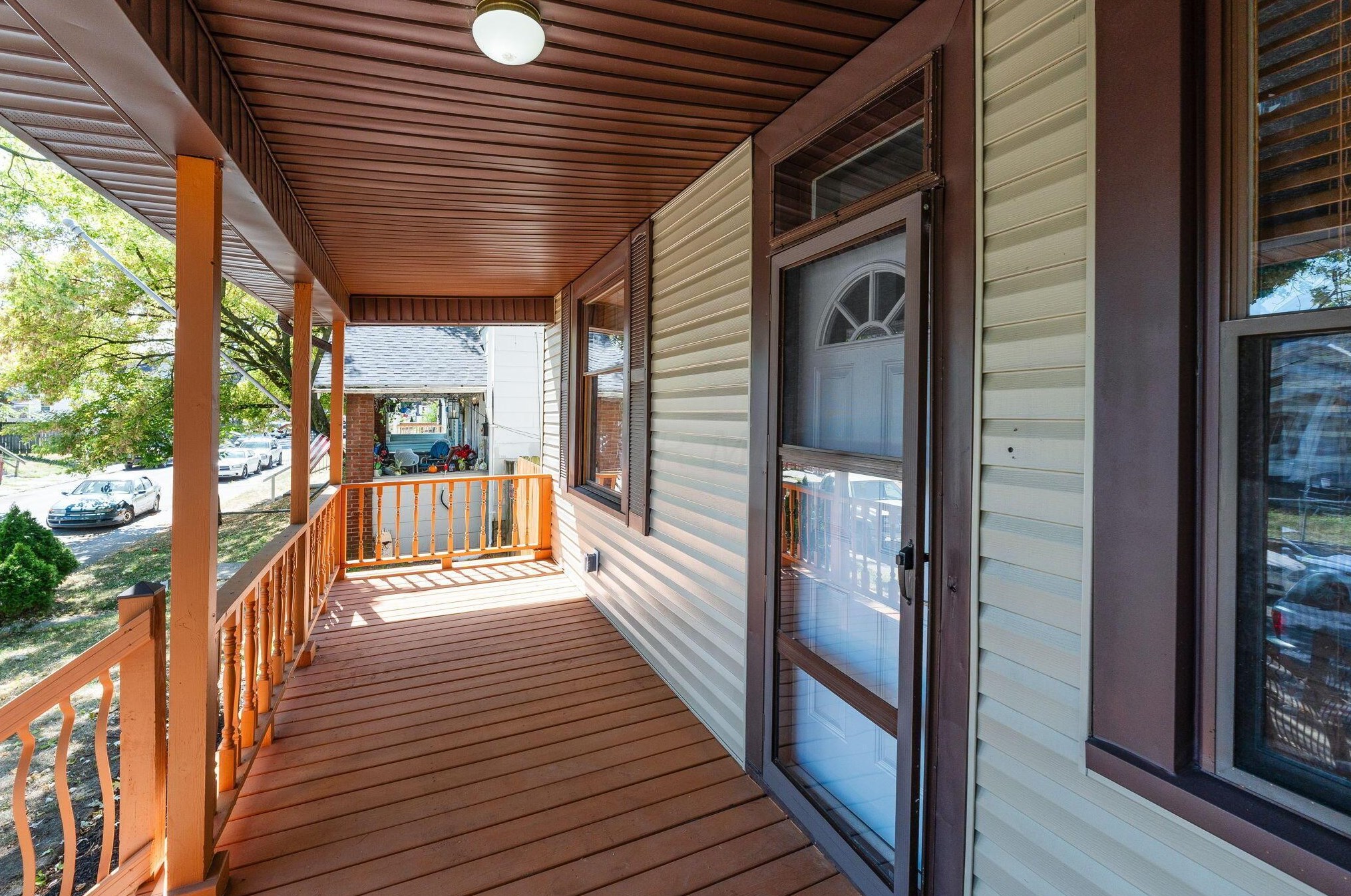 171 Eureka Ave, Columbus, OH 43204-3205