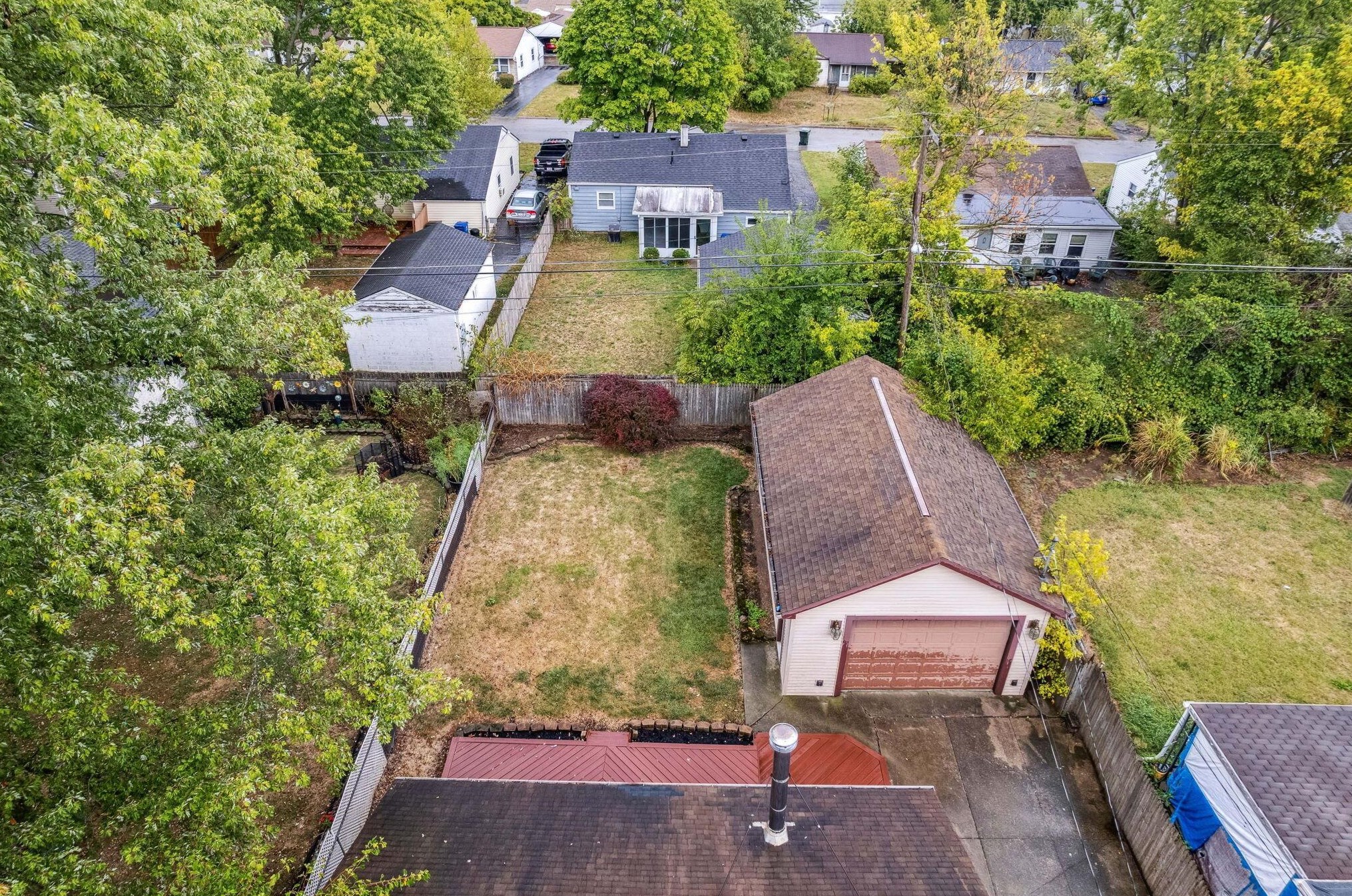 1008 Strimple Ave, Columbus OH 43229-5047 exterior