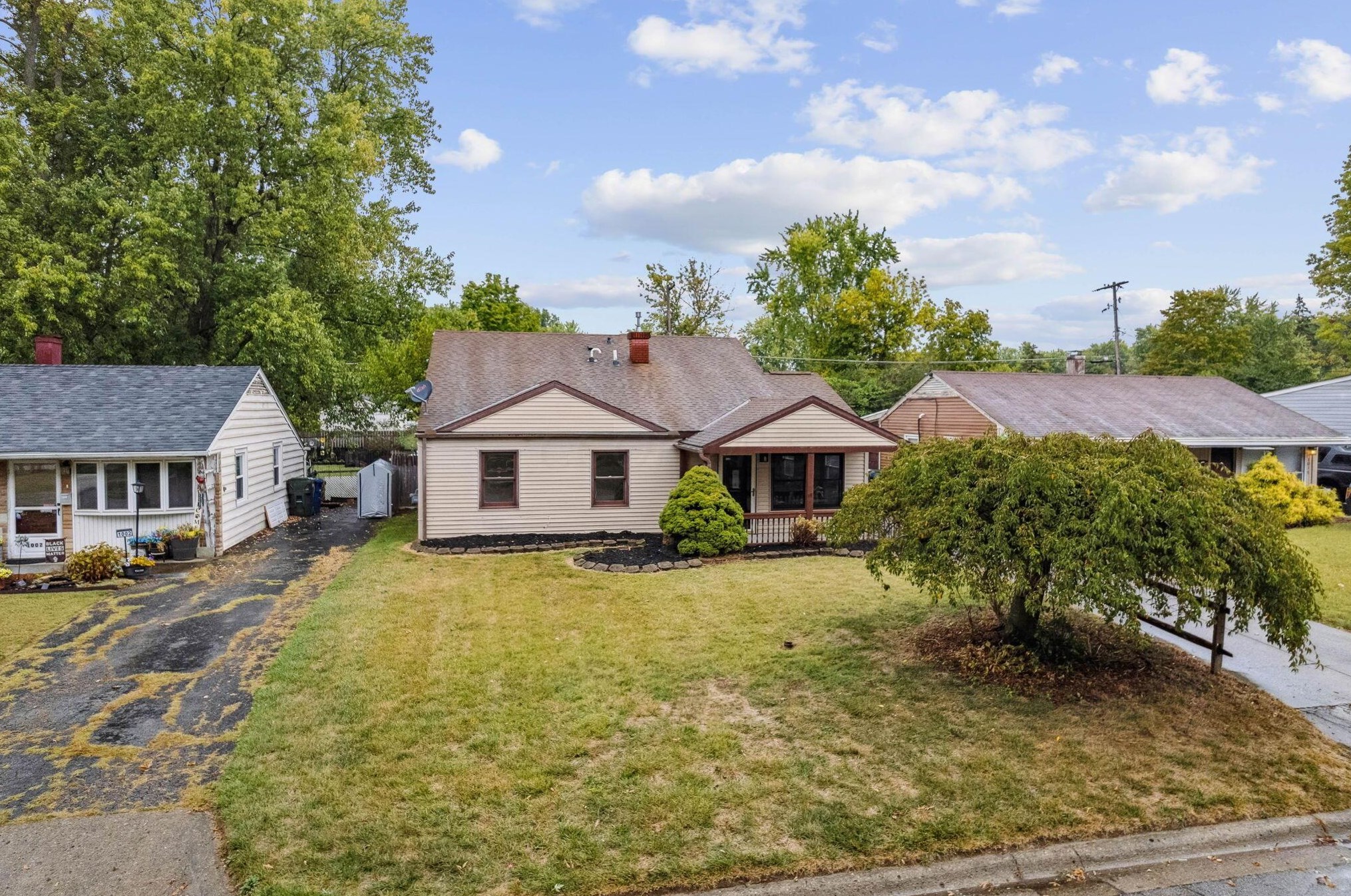 1008 Strimple Ave, Columbus OH 43229-5047 exterior