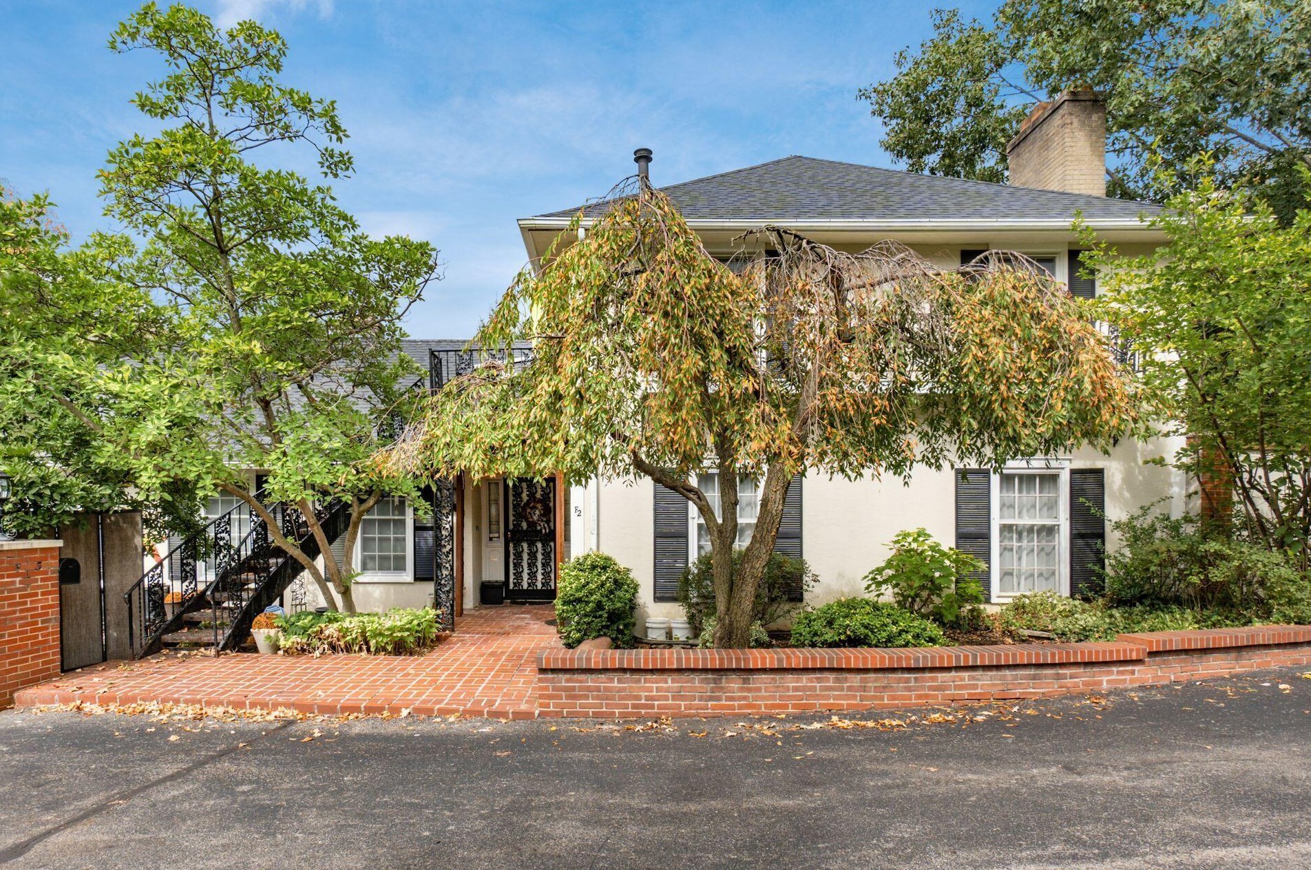 1631 Roxbury Rd, Columbus OH  43212-2732 exterior