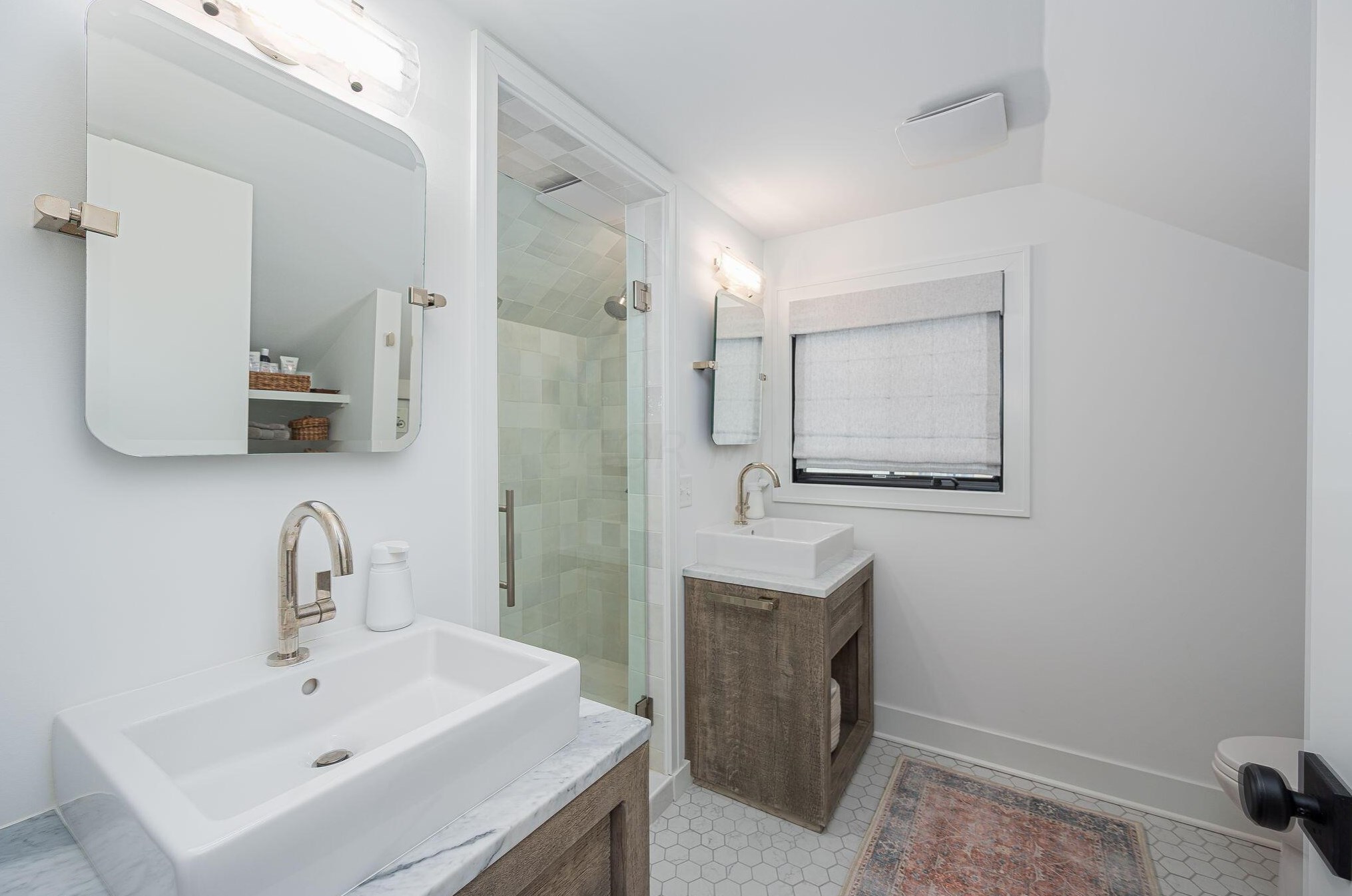 221 Roosevelt Ave, Columbus OH 43209-1160 exterior