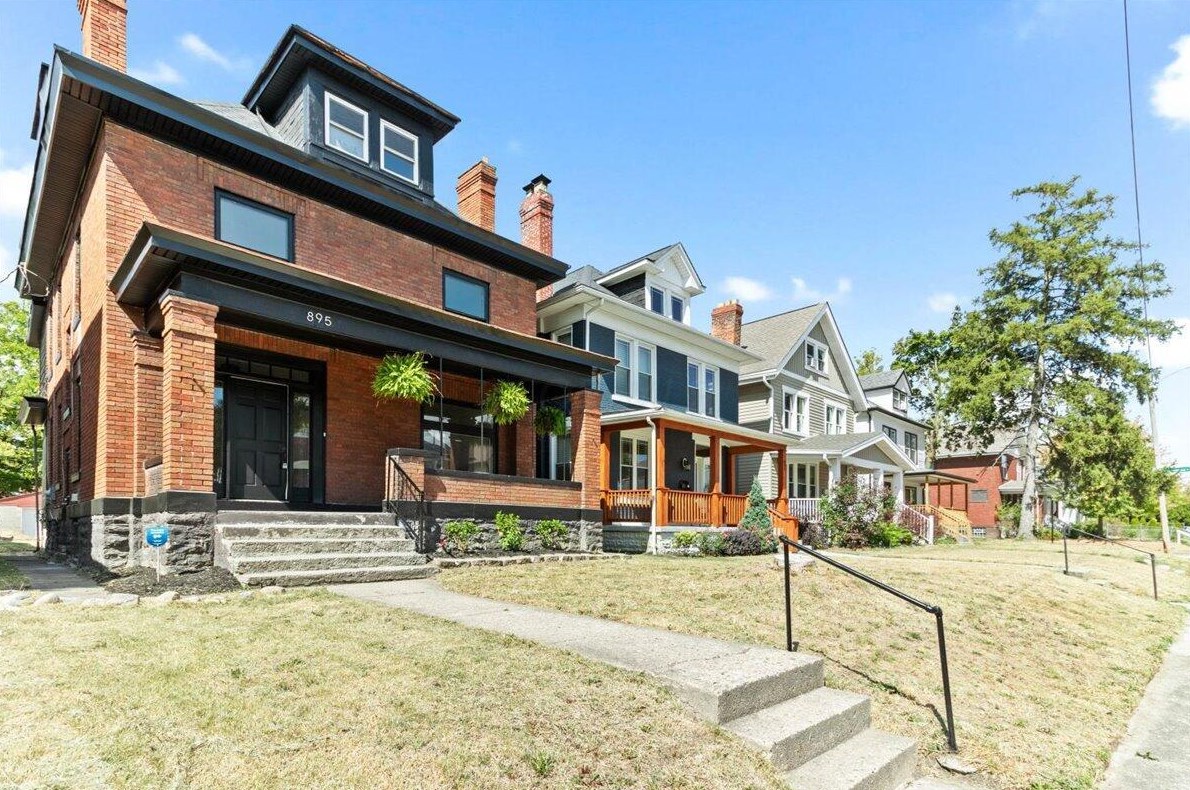 895 Studer Ave, Columbus, OH 43206-1634