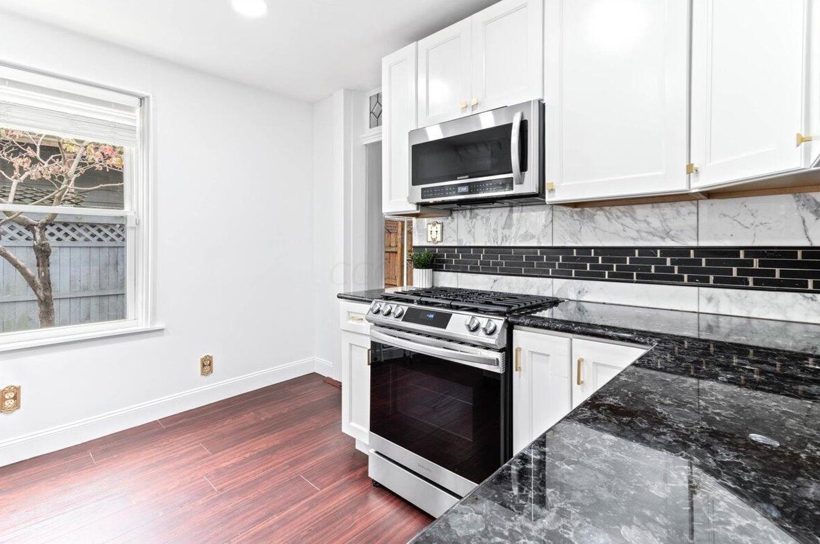 180 Thurman Ave, Columbus OH 43206-3525 exterior