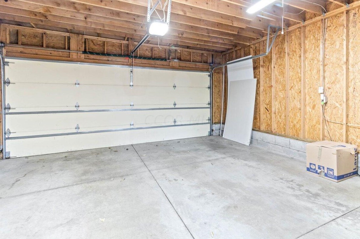 180 Thurman Ave, Columbus OH 43206-3525 exterior