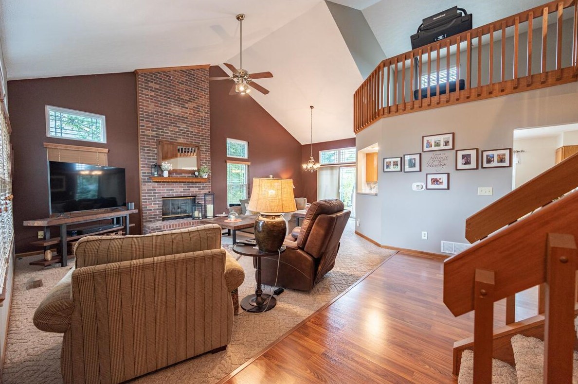 5323 Old Creek Ln, Hilliard, OH 43026
