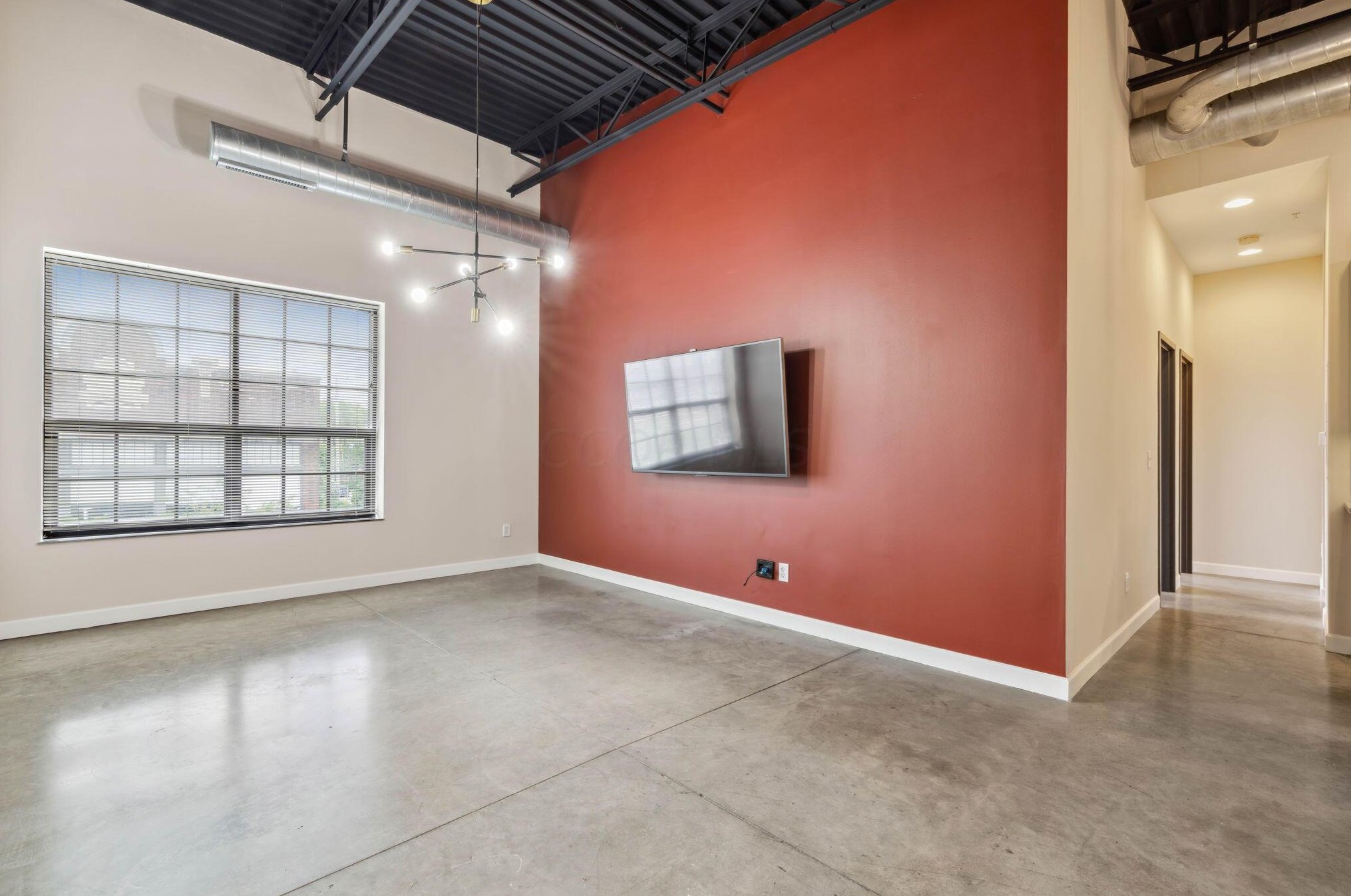 769 N High St #r301, Columbus, OH 43215
