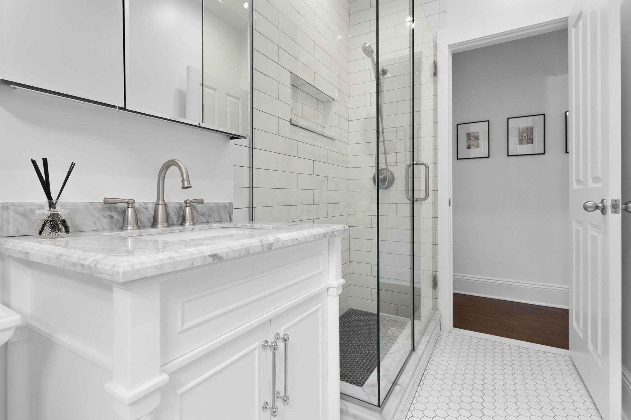 559 6 St, Columbus OH 43207-2409 exterior