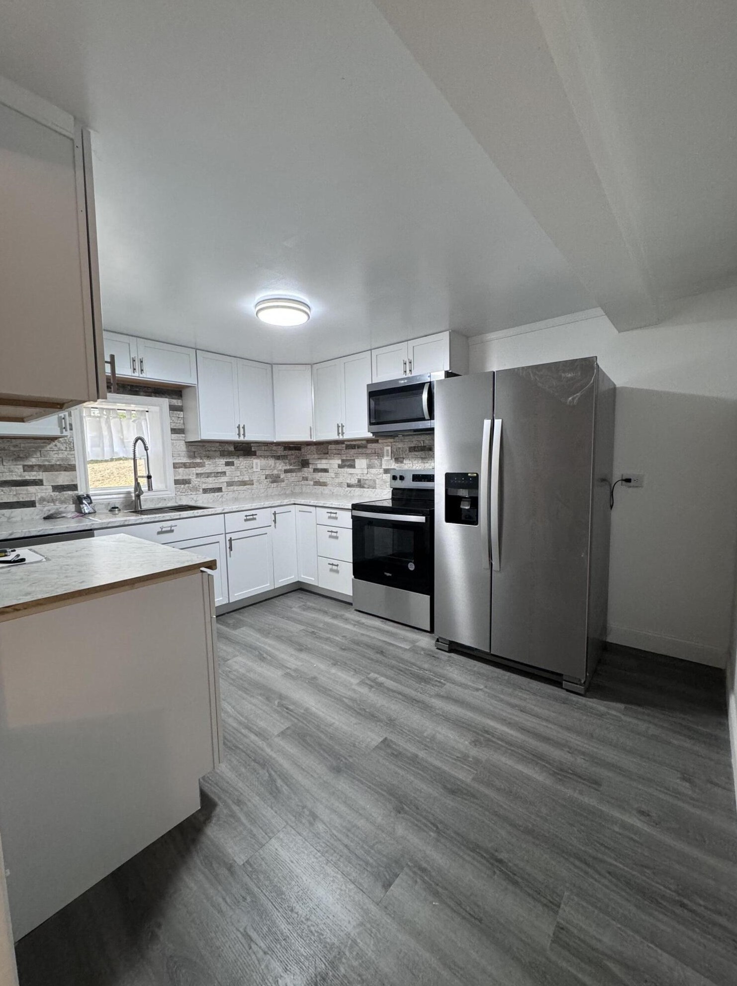 294 W Richards Rd Nw, McConnelsvle, OH 43756