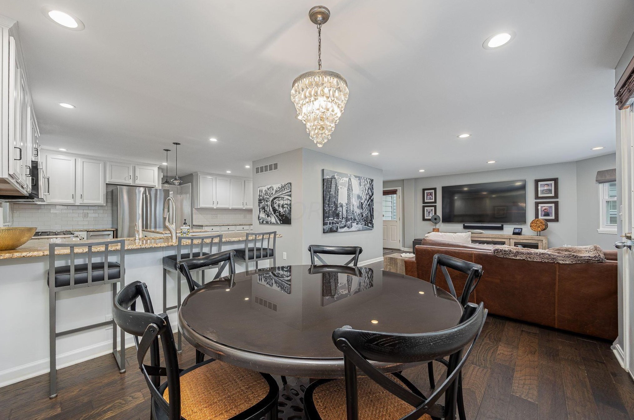 204 Remington Rd, Columbus OH 43209-2461 exterior