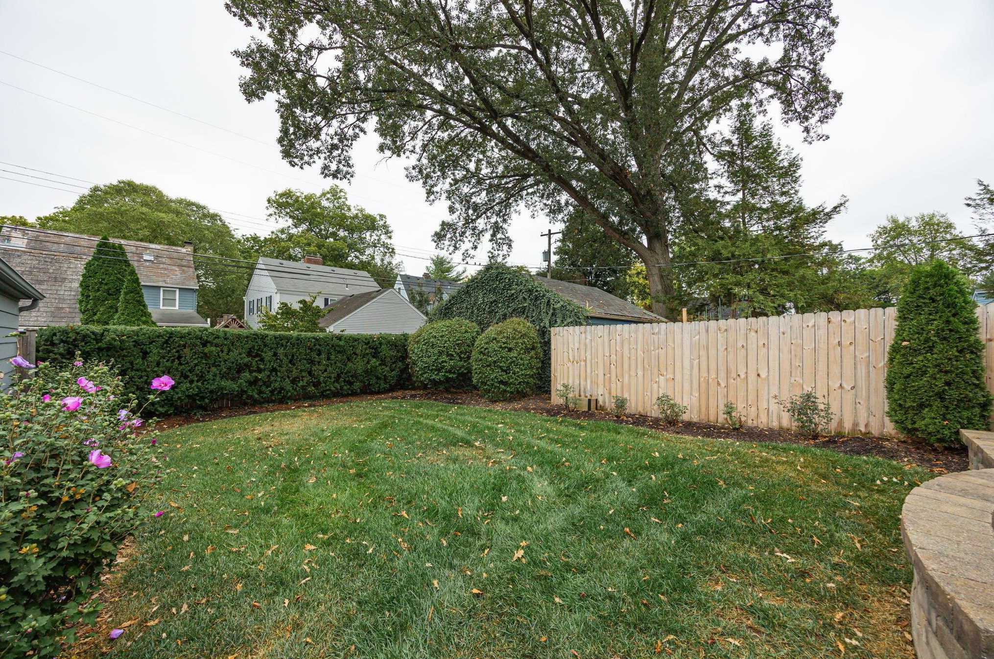 204 Remington Rd, Columbus OH 43209-2461 exterior