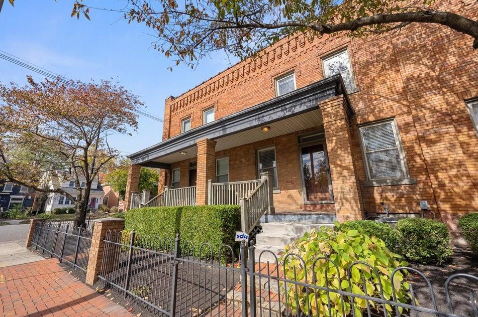 4 Hanford St, Columbus, OH 43206-3425