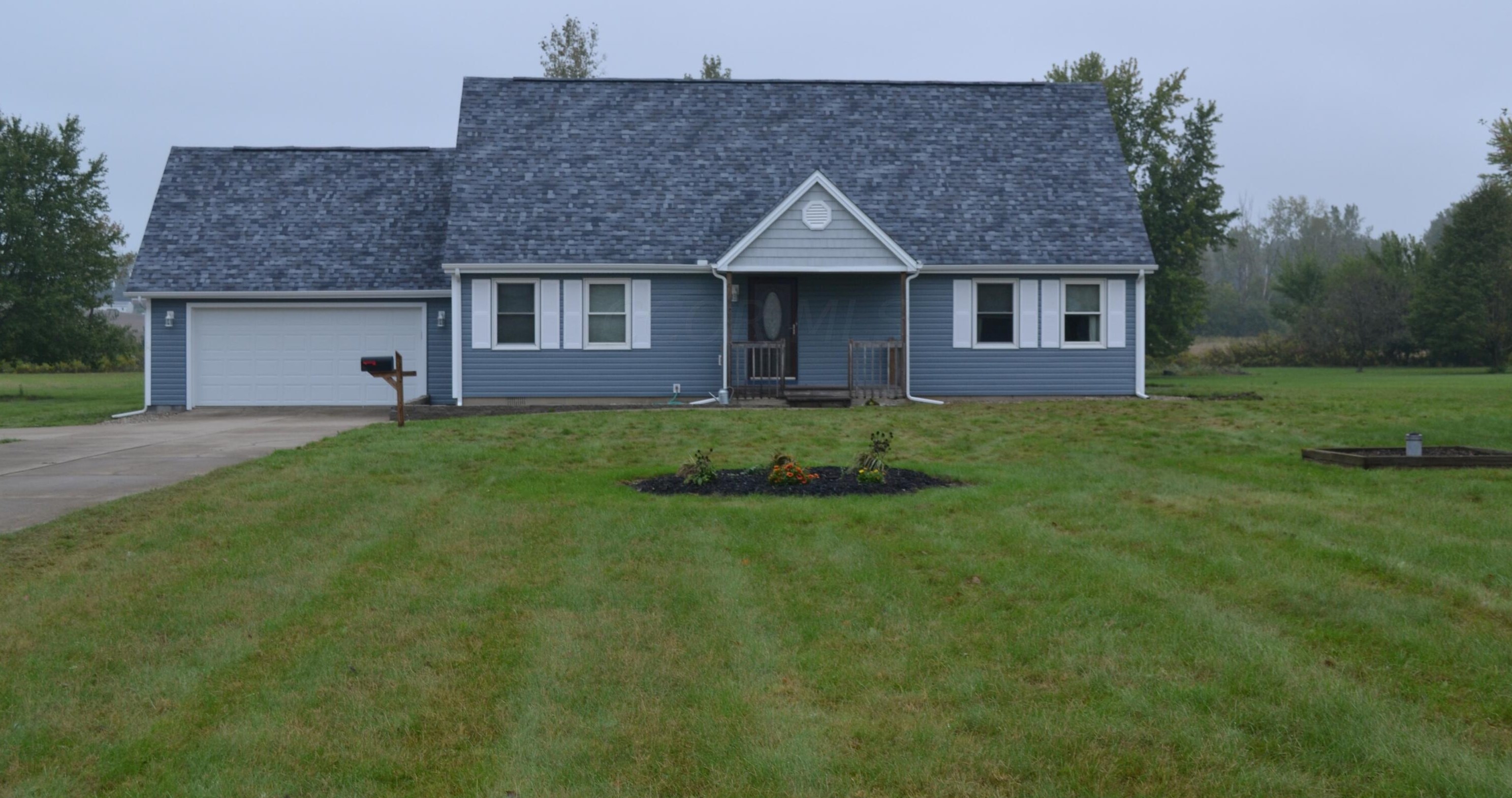 3190 Mitchell Rd, Springfield, OH 45502