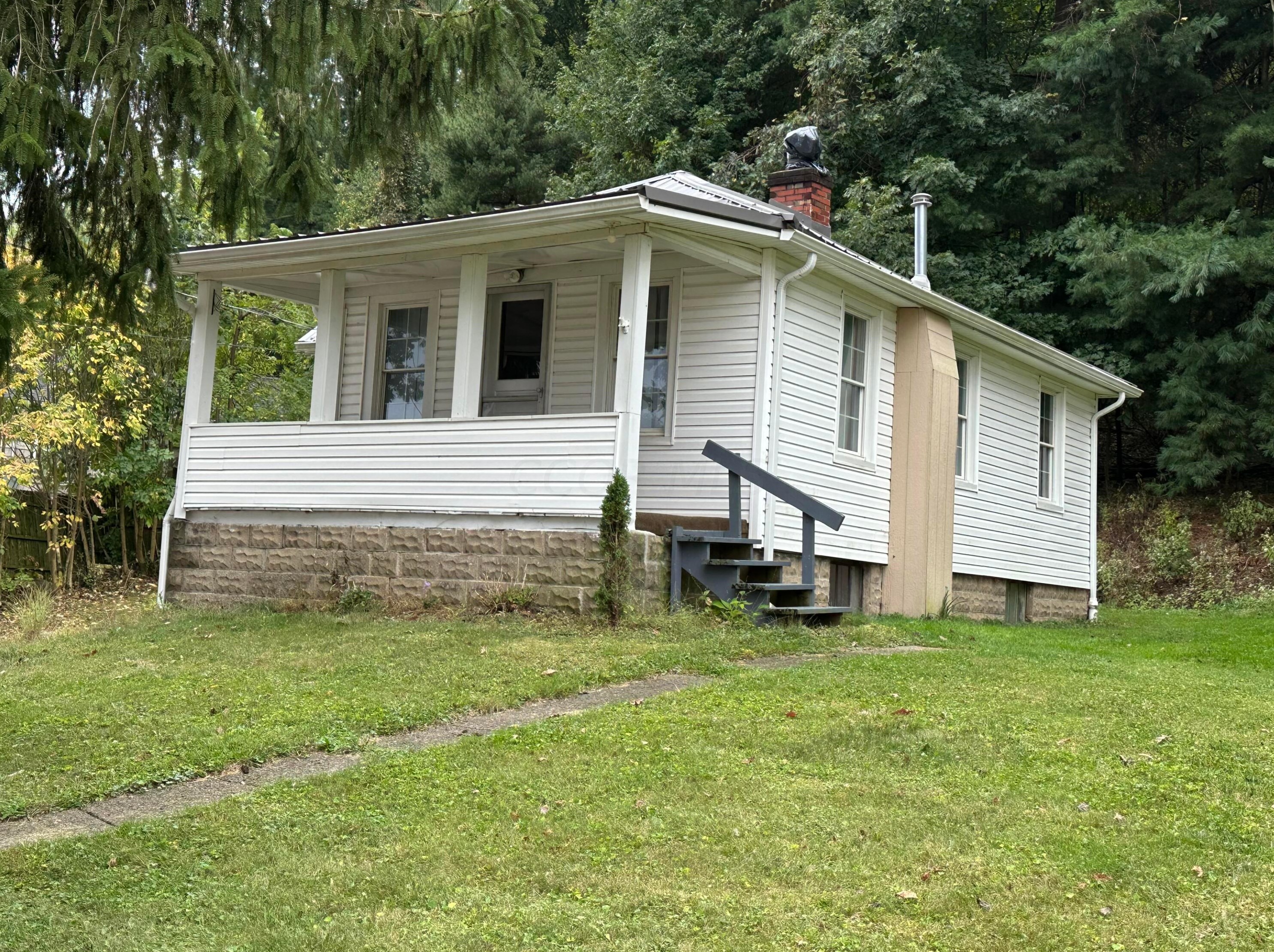 610 Fairgrounds Rd, Mount Vernon, OH 43050