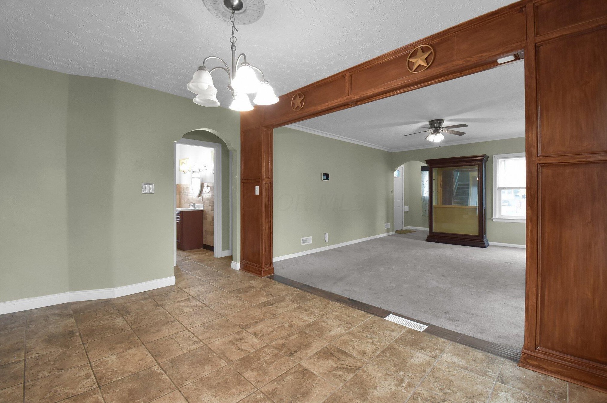 1454 Lockbourne Rd, Columbus OH 43206-3736 exterior