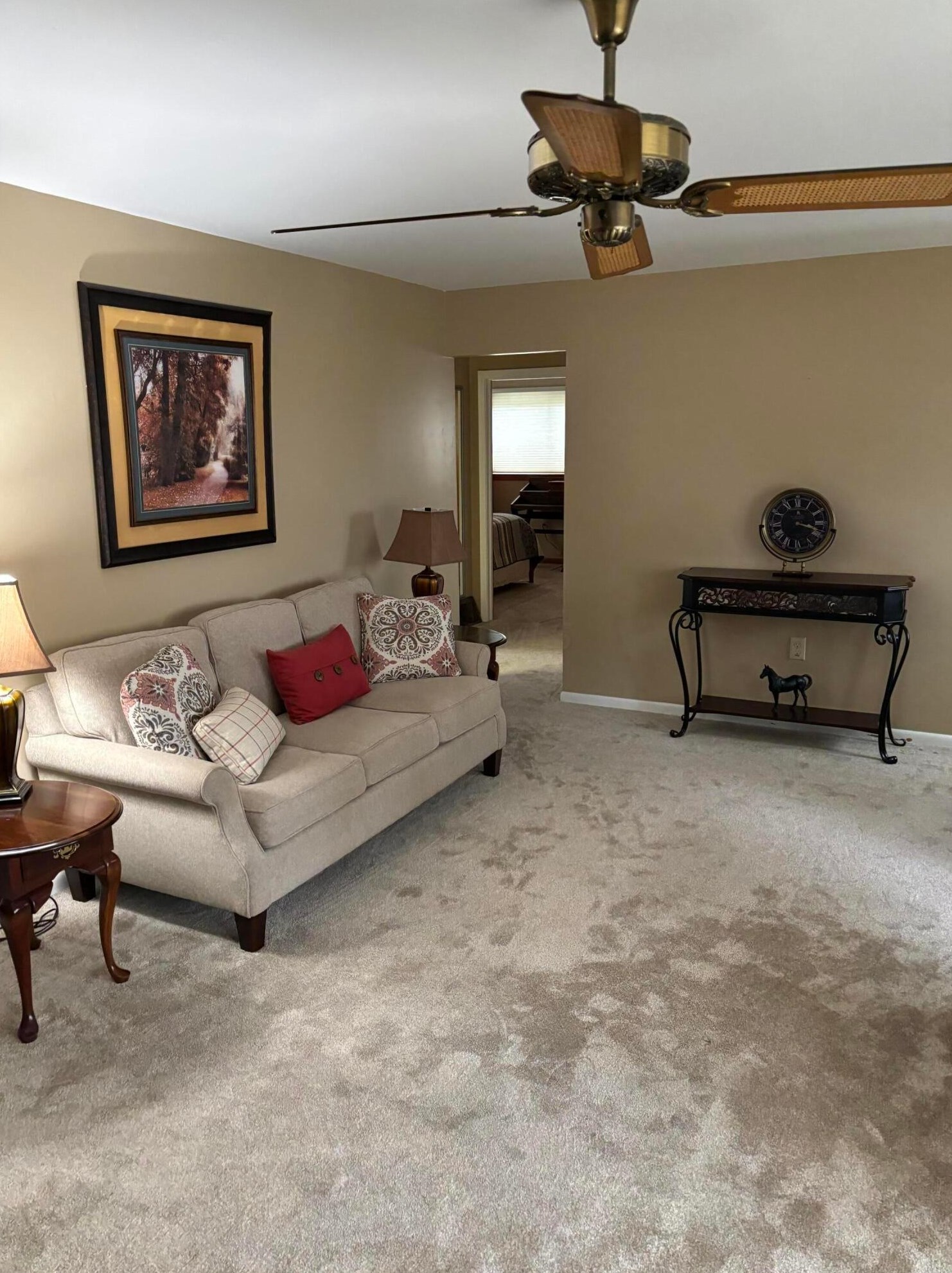 321 Northview Dr, London, OH 43140