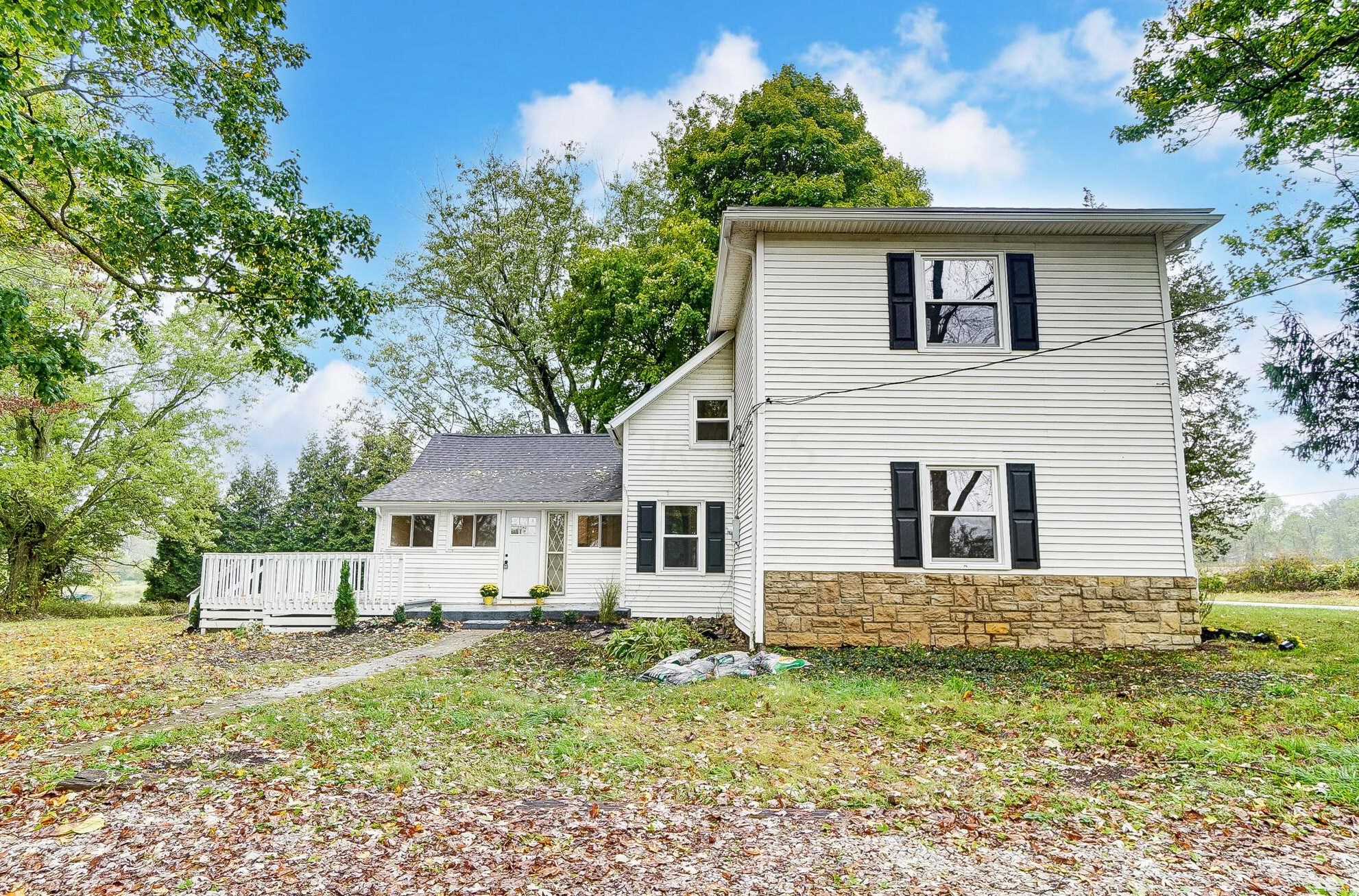 10631 Morse Rd, Pataskala OH 43062-8692 exterior