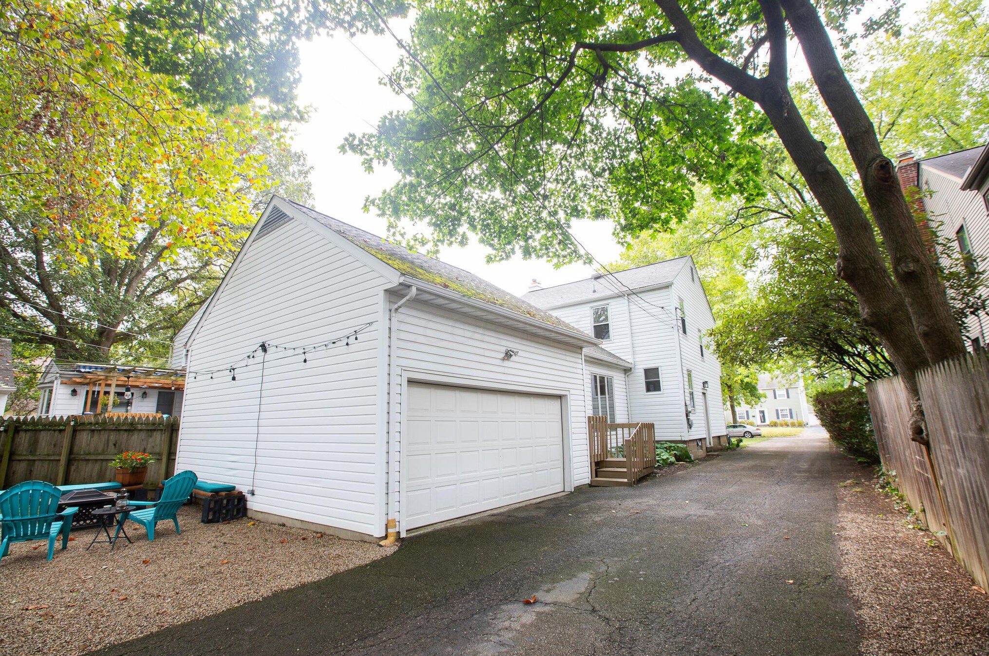 38 Roosevelt Ave, Columbus OH 43209-1160 exterior