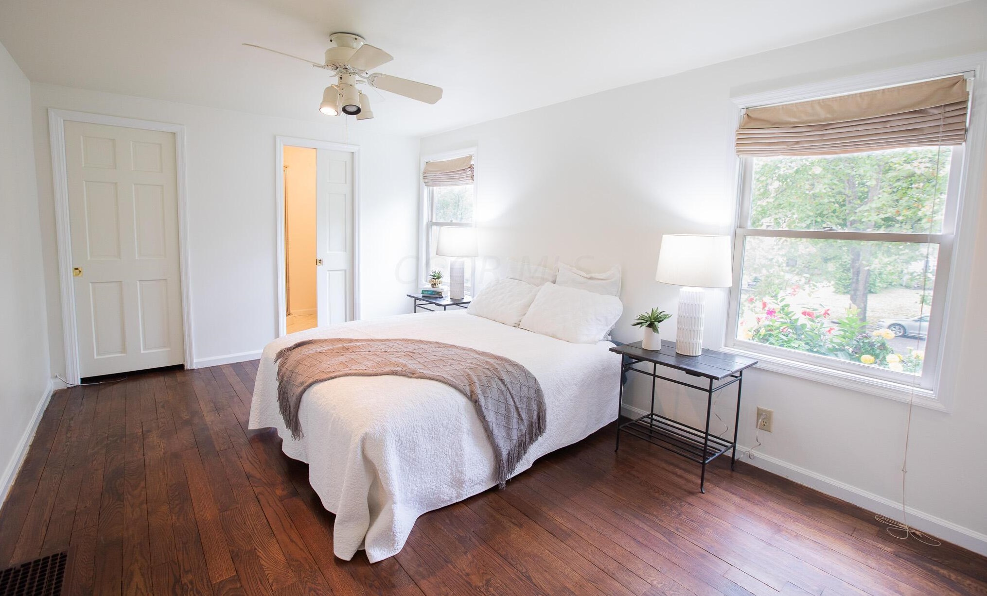 38 Roosevelt Ave, Columbus OH 43209-1160 exterior