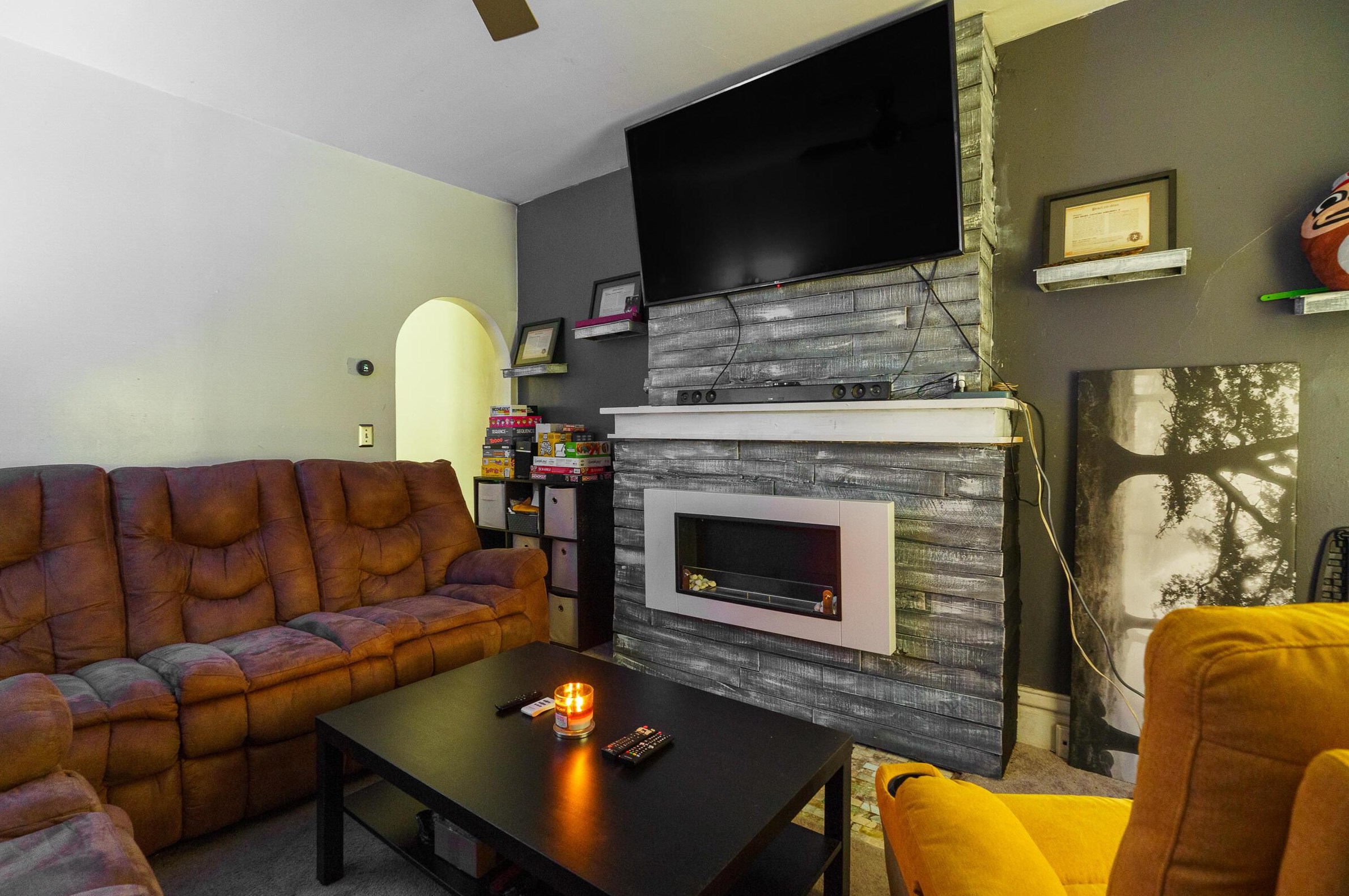 326 Wyandotte Ave, Columbus OH  43202-3138 exterior