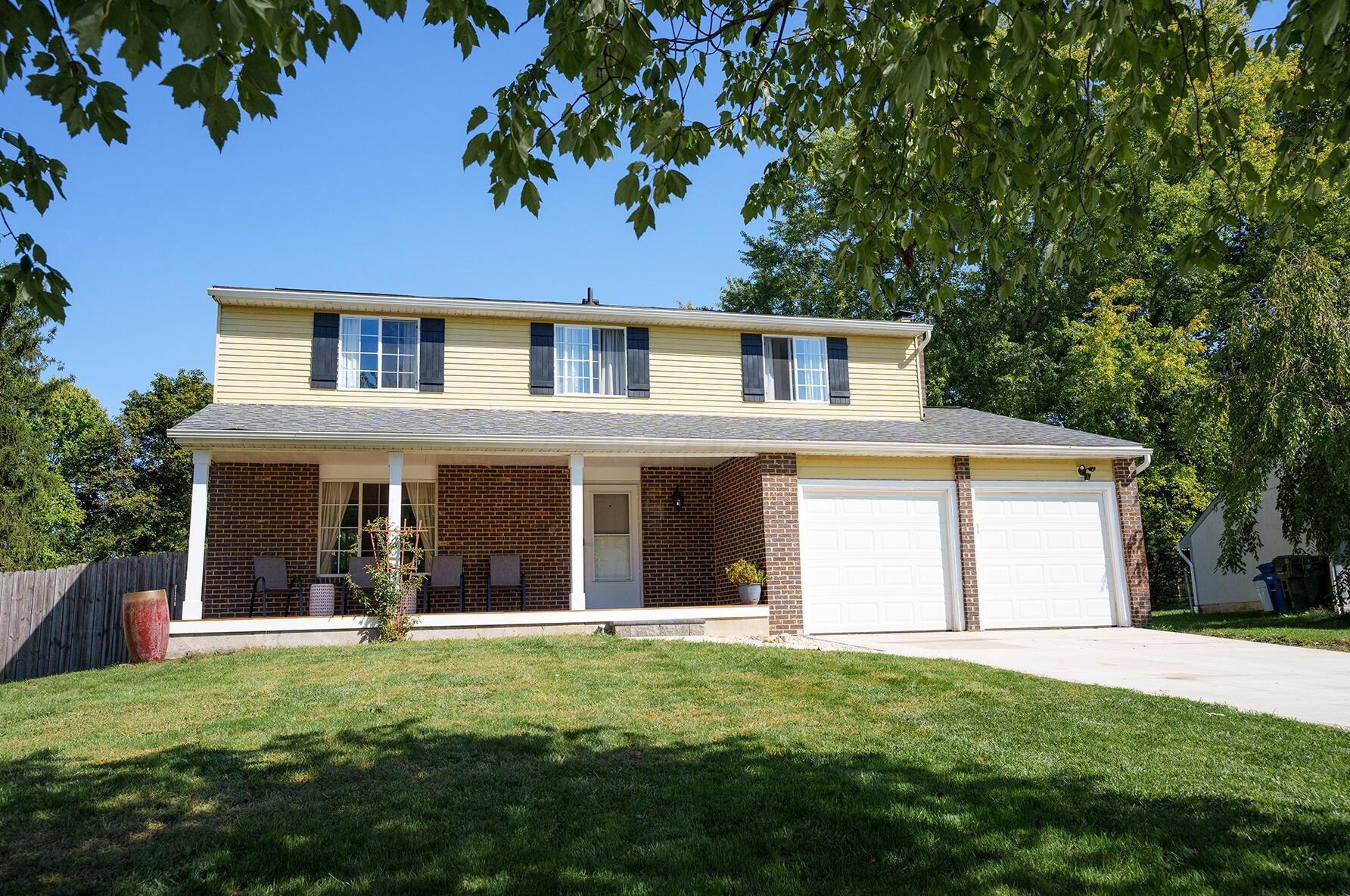 3220 Creston Ct, Dublin, OH 43017