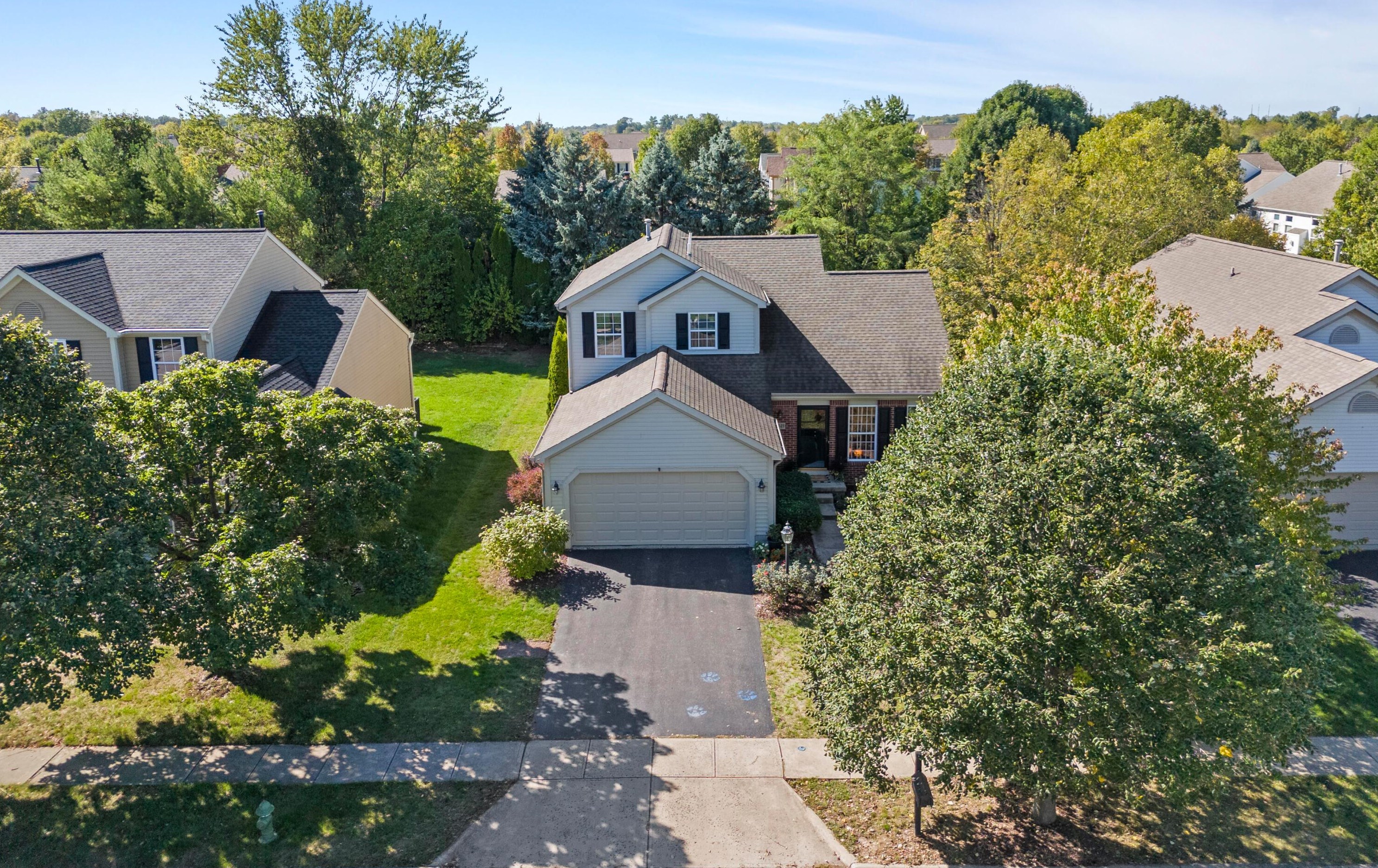 6049 Tuswell Dr, Dublin, OH 43016
