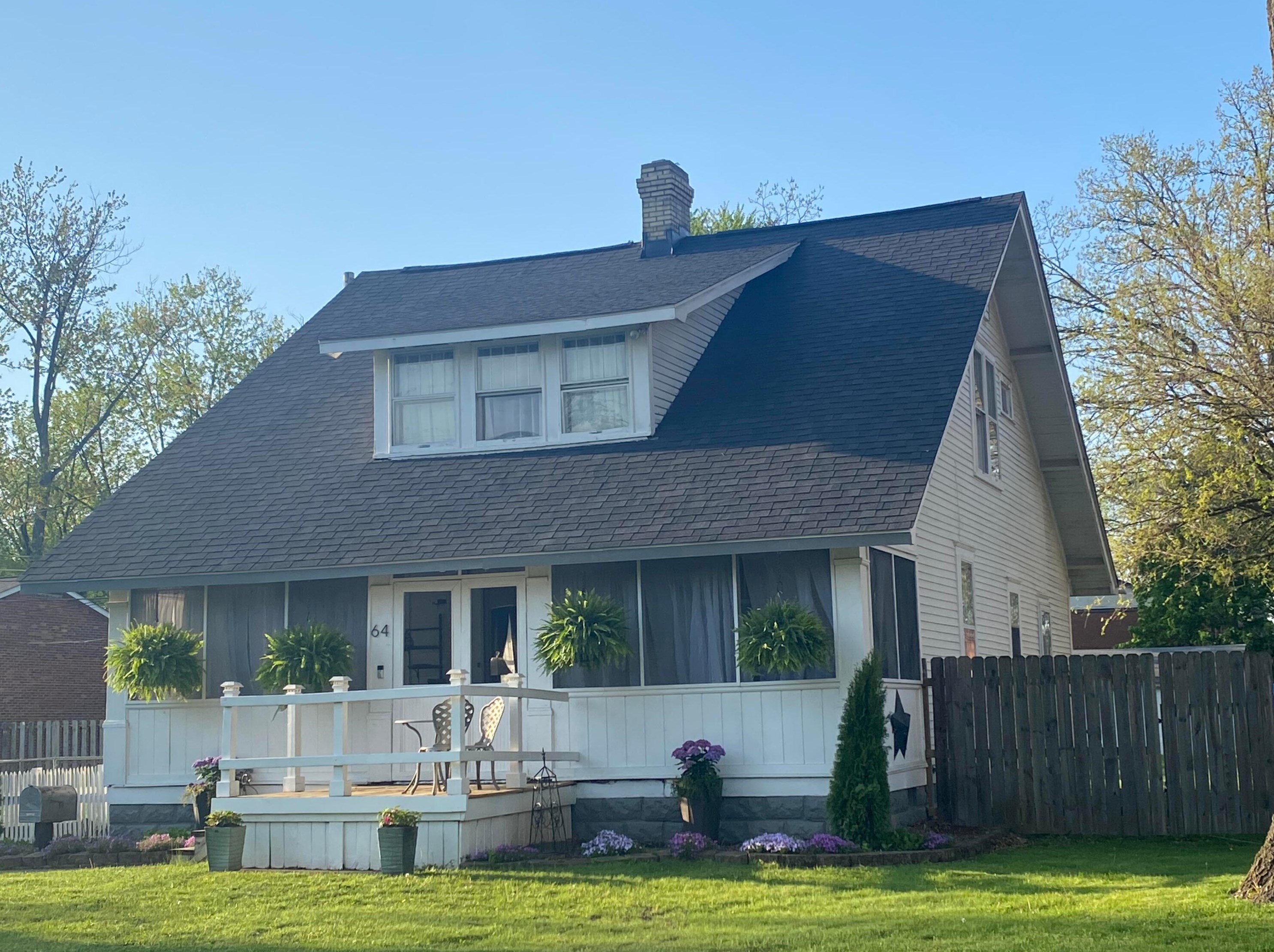 64 Electric Ave, Westerville, OH 43081-2686