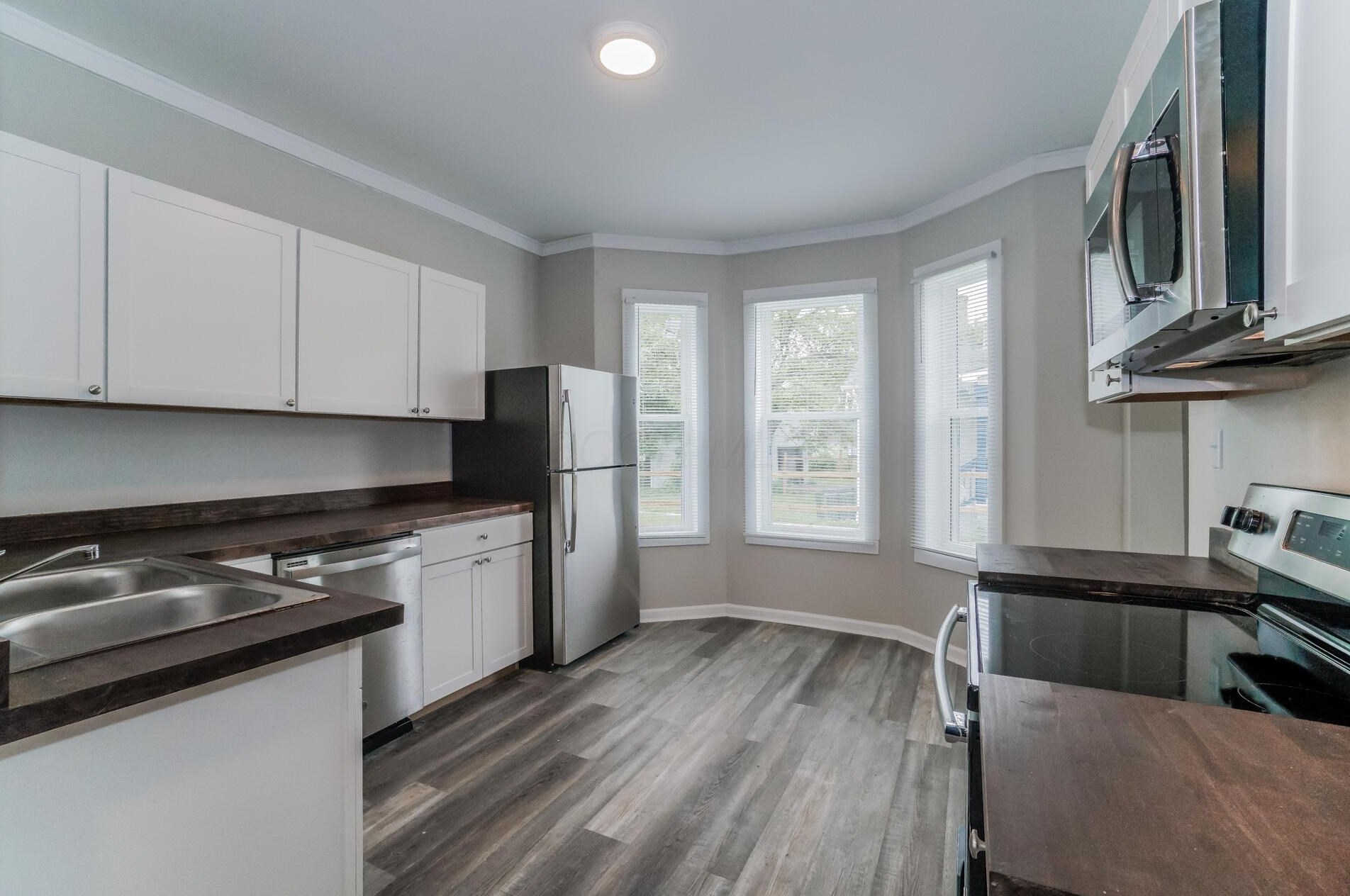 333 Eureka Ave, Columbus OH 43204-3720 exterior